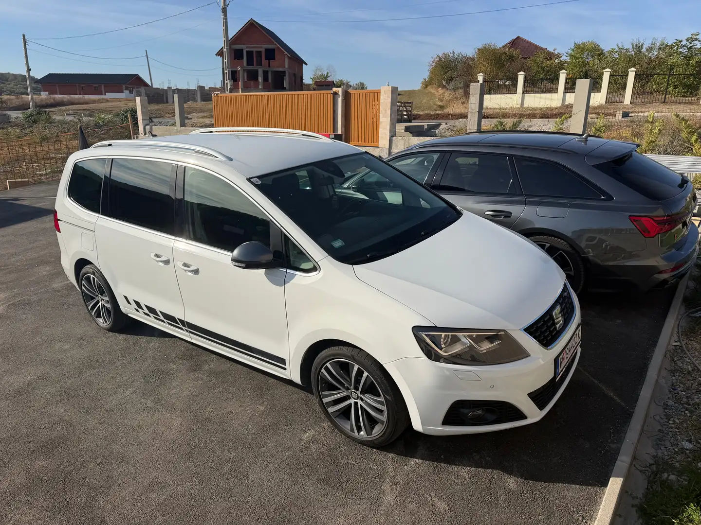 SEAT Alhambra Alhambra FR 2,0 TDI DSG 4WD FR Weiß - 1