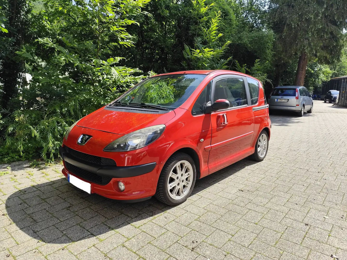 Peugeot 1007 110 2-Tronic Sport Червоний - 1