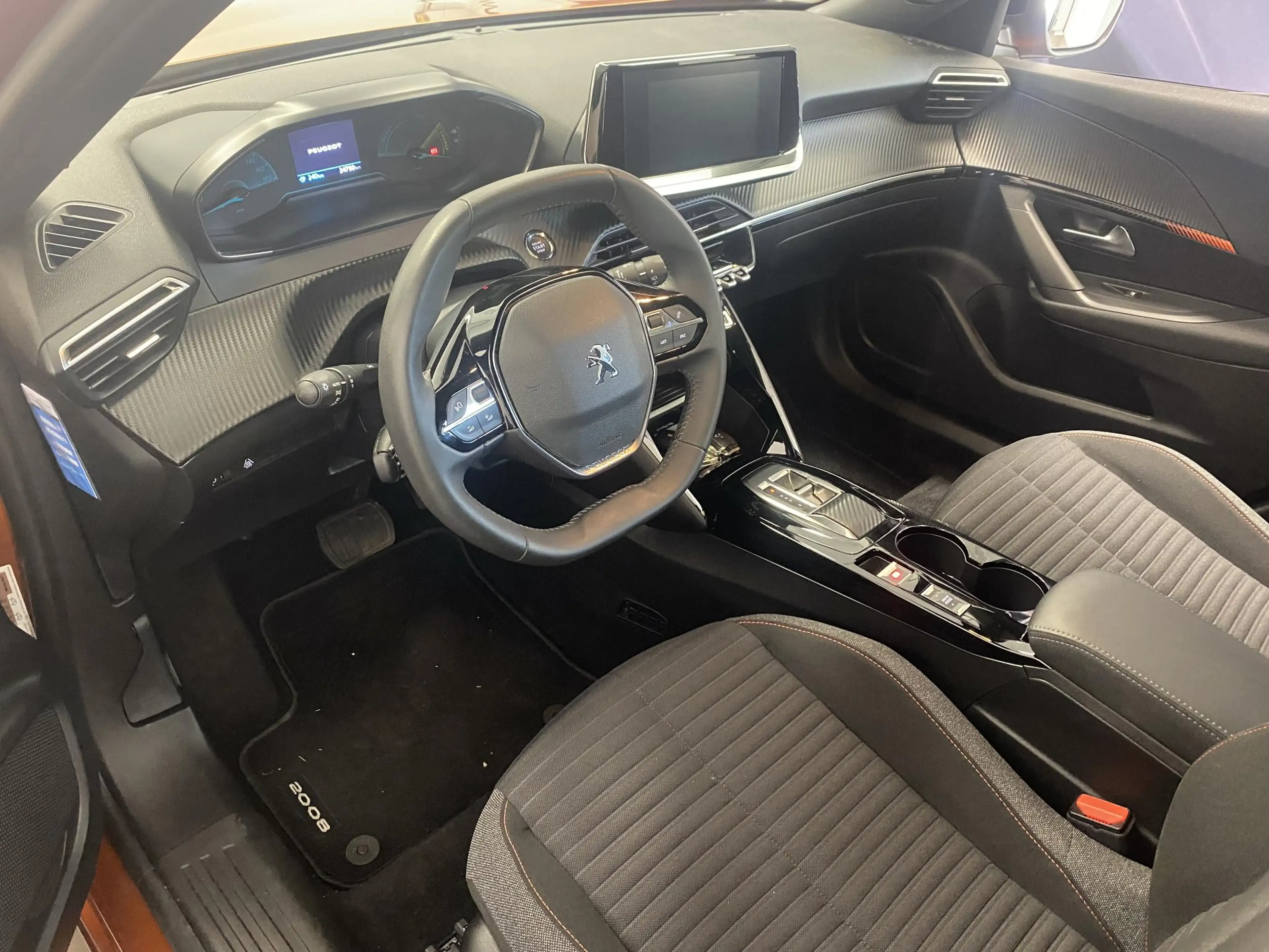 Peugeot e-2008 EV Active Pack 50 kWh | Apple Carplay & Android Au — photo 7