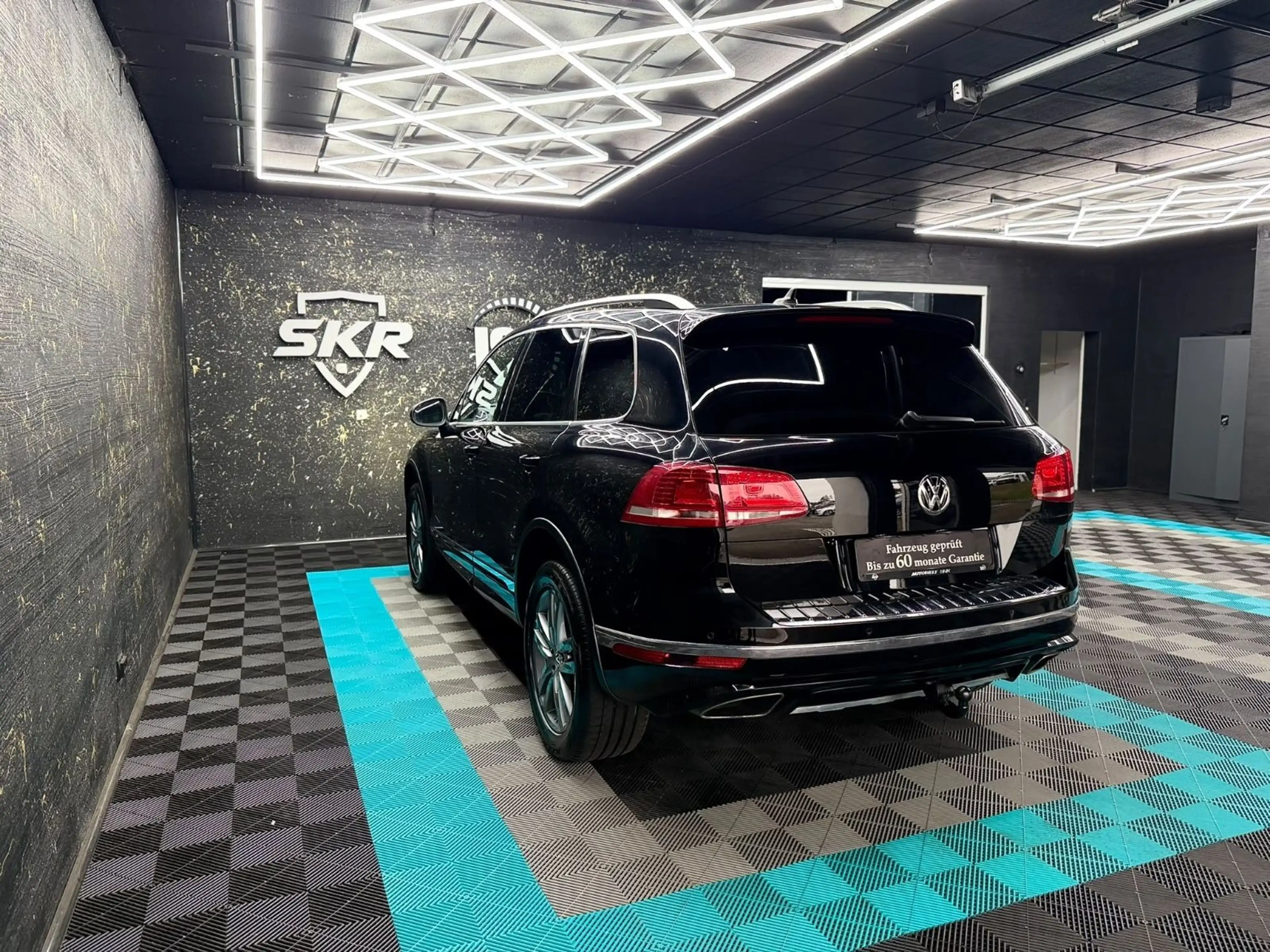 Volkswagen Touareg V6 TDI BMT 4Motion Terrain Tech/R-LINE/3,5T AHK — photo 8
