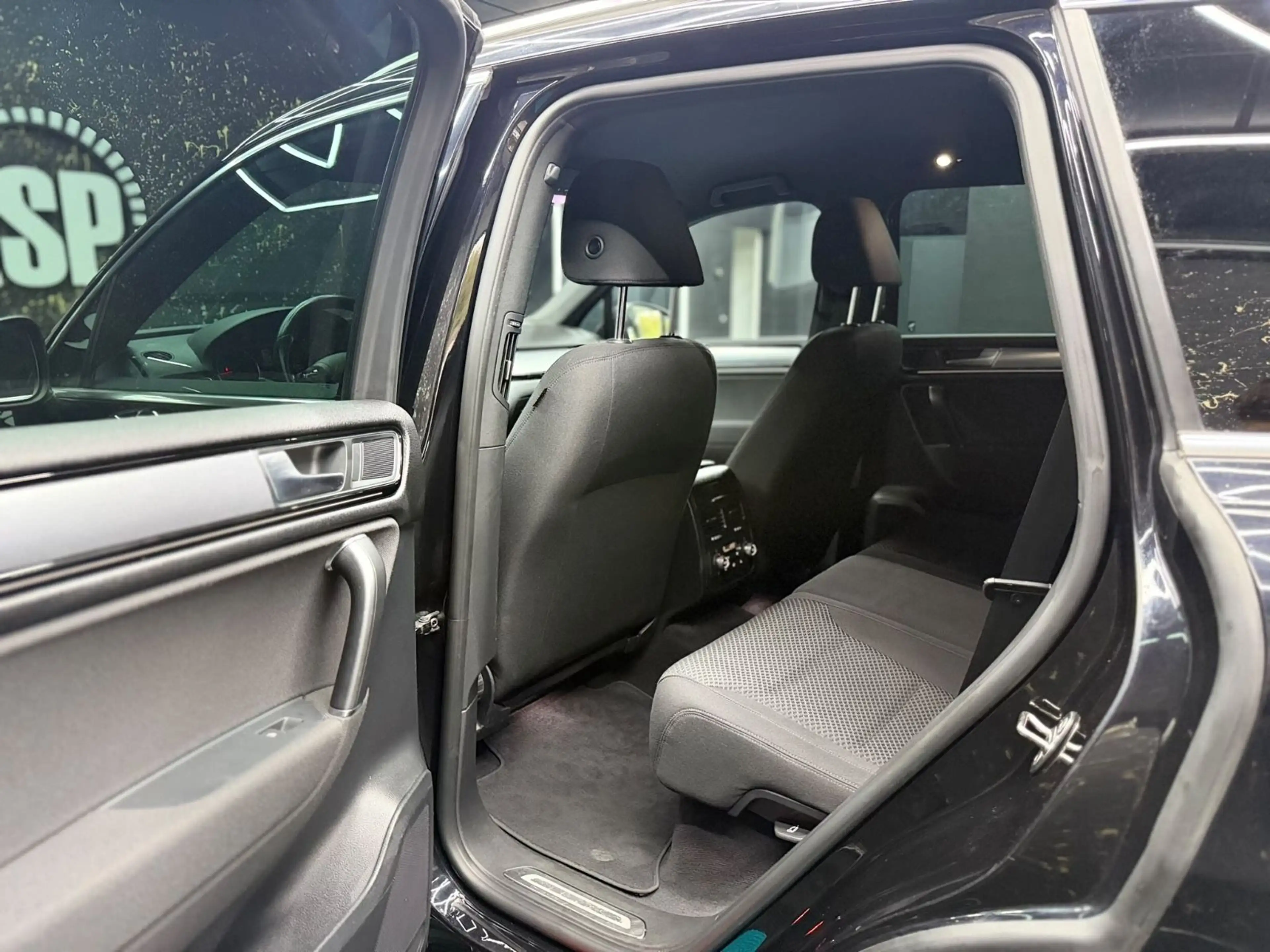 Volkswagen Touareg V6 TDI BMT 4Motion Terrain Tech/R-LINE/3,5T AHK — photo 13