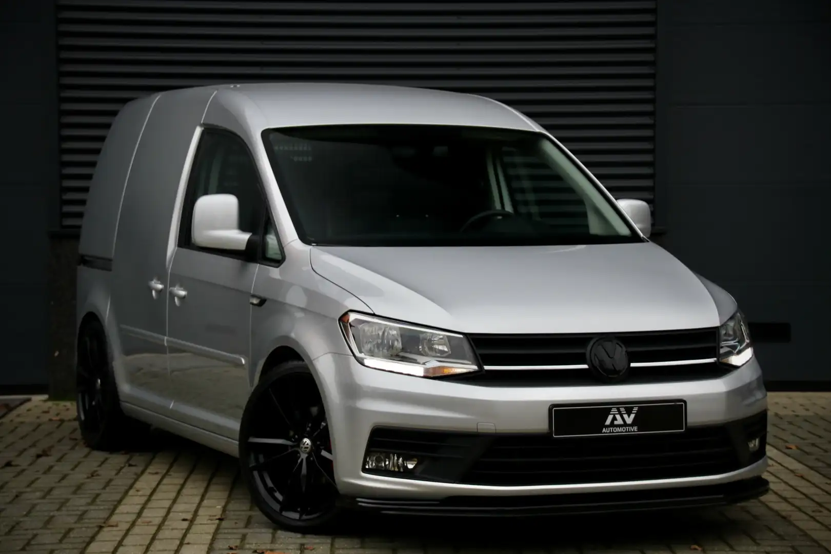 Volkswagen Caddy 2.0 TDI | CarPlay | PDC | Cruise control | Trekhaa Grau - 2