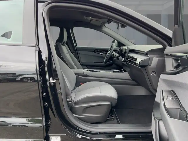 Renault Austral view 8