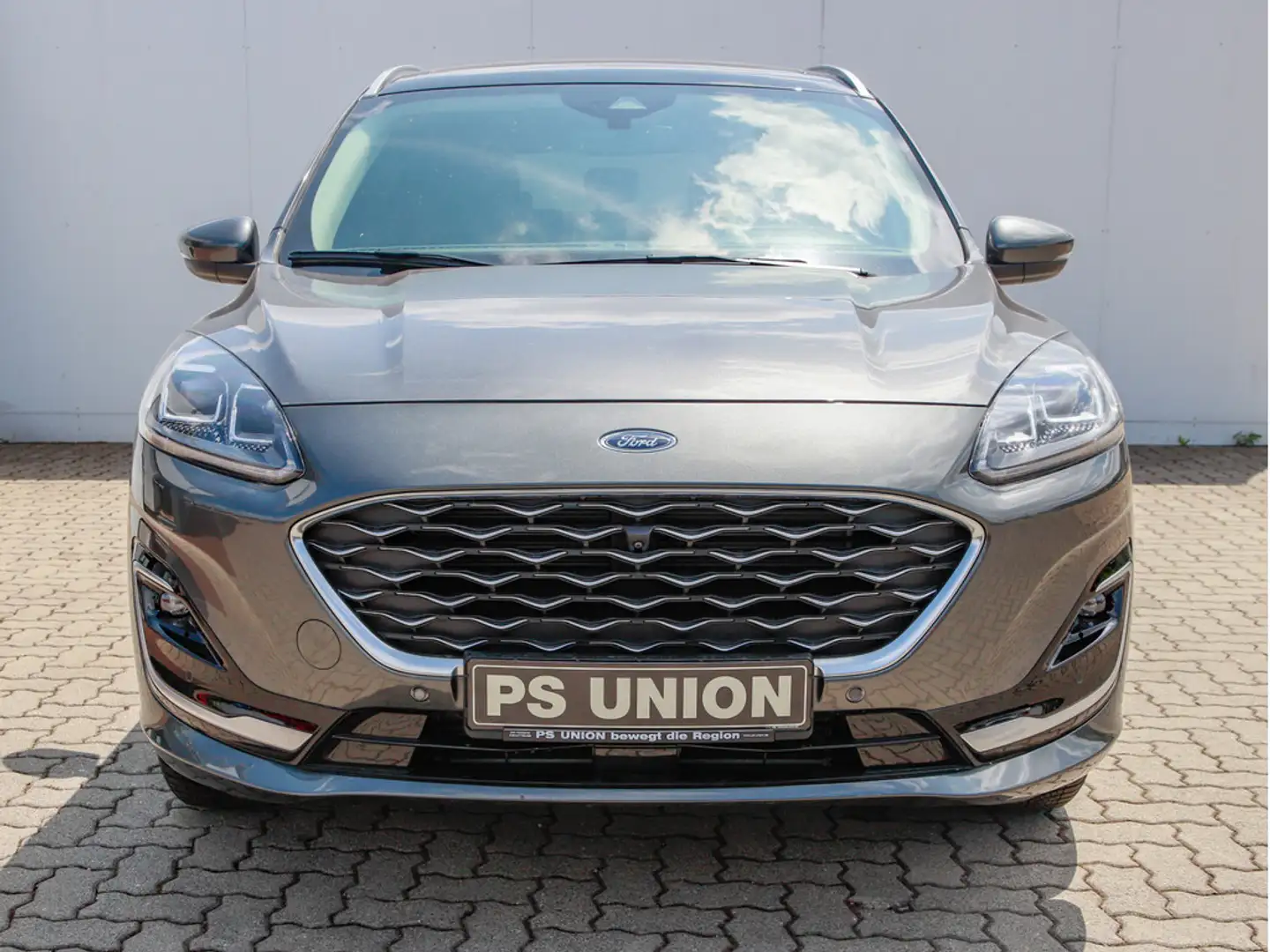 Ford Kuga VIGNALE 1.5T 150PS M6 FWD Grau - 2
