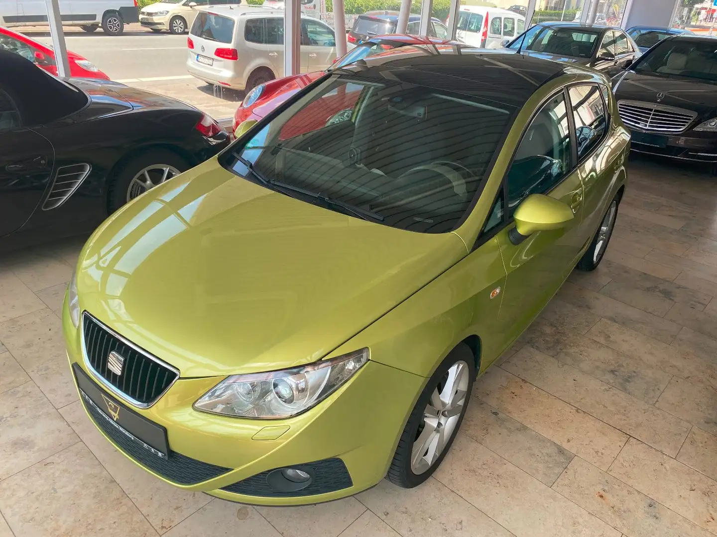 SEAT Ibiza Sport 1.6/1.Hd./Autm./Klima/PDC/Pano/Xenon Zelená - 1