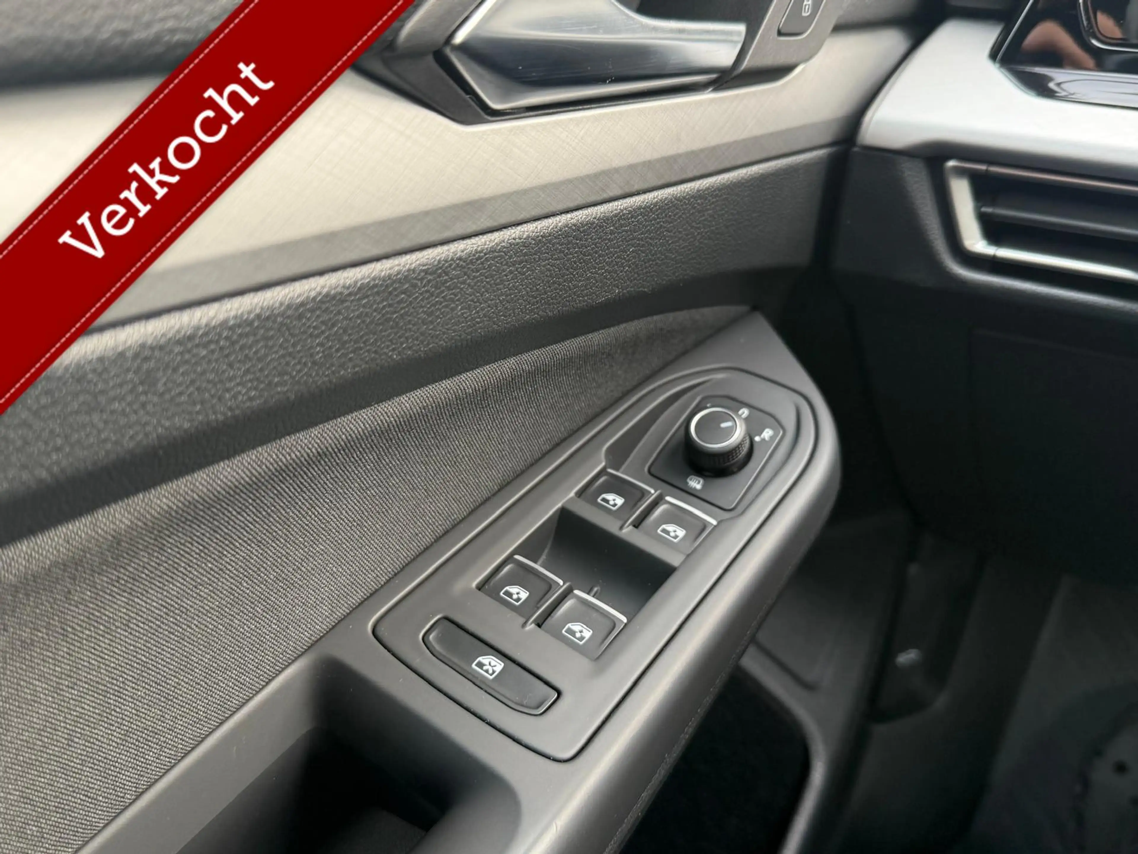 Volkswagen Golf 1.0 eTSI Life Business / Naviagtie/Automaat/ Topst — photo 15