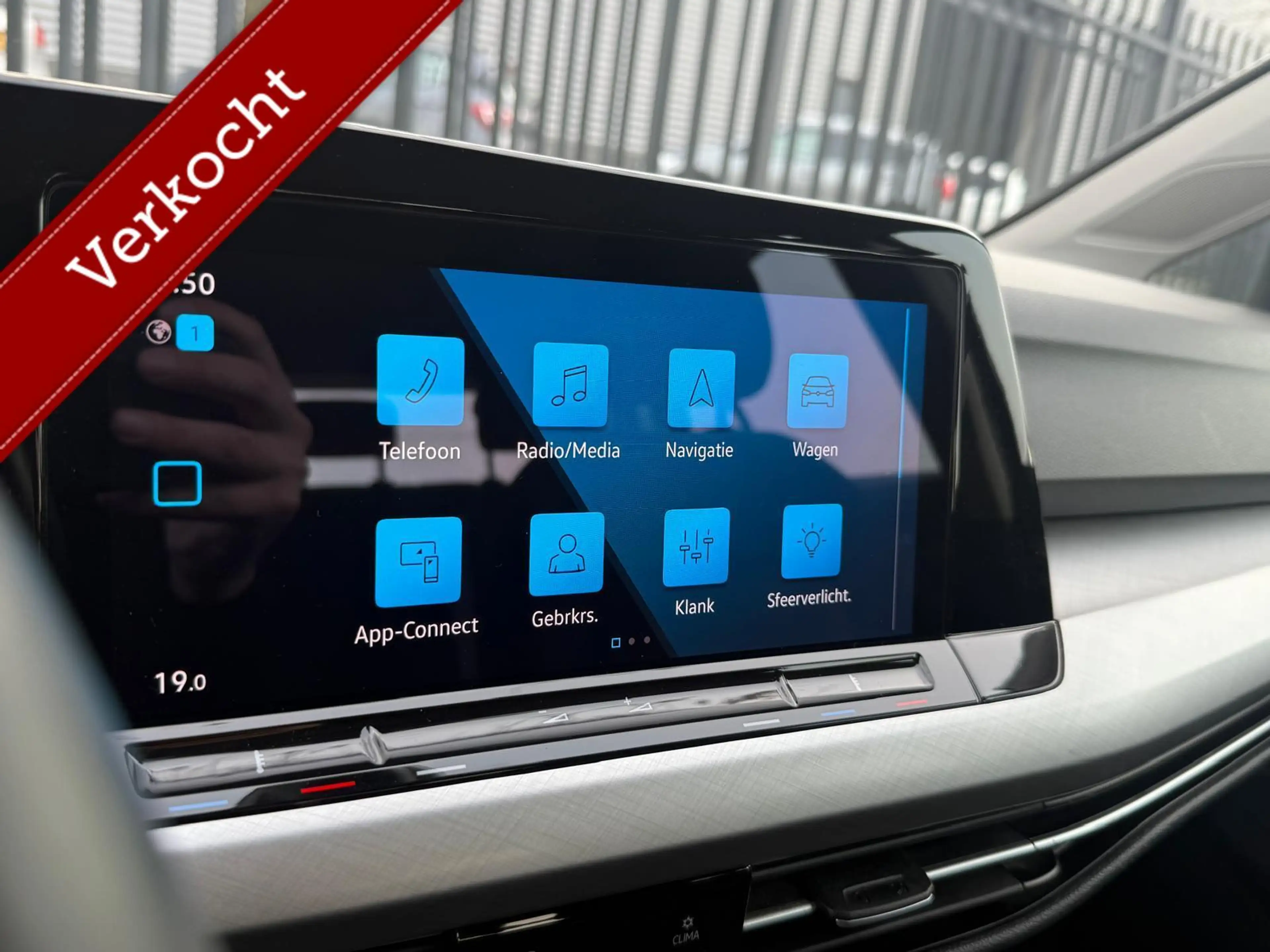 Volkswagen Golf 1.0 eTSI Life Business / Naviagtie/Automaat/ Topst — photo 12