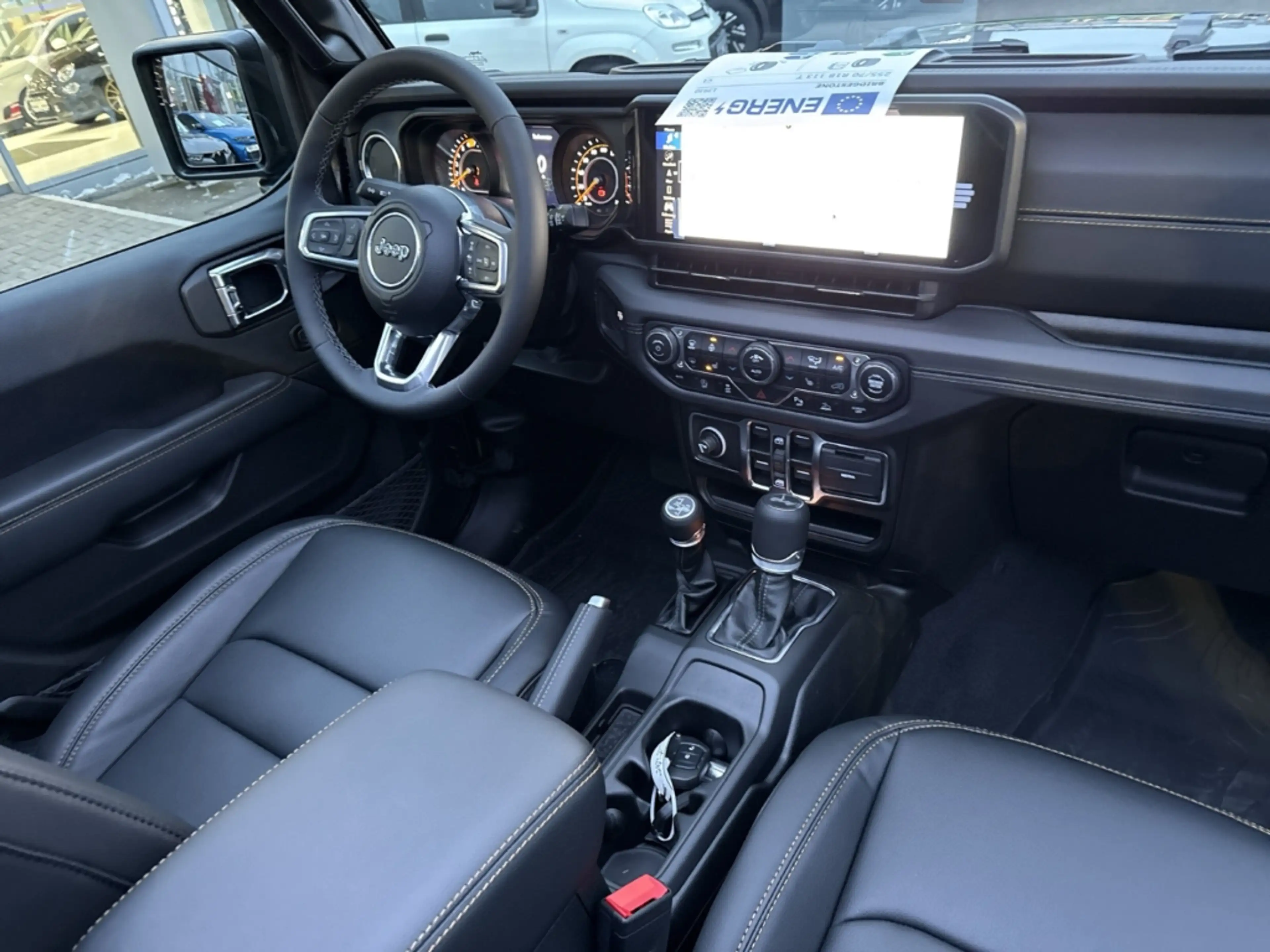 Jeep Wrangler Unlimited Sahara 2.0i T-GDI Navi Soundsystem — photo 10