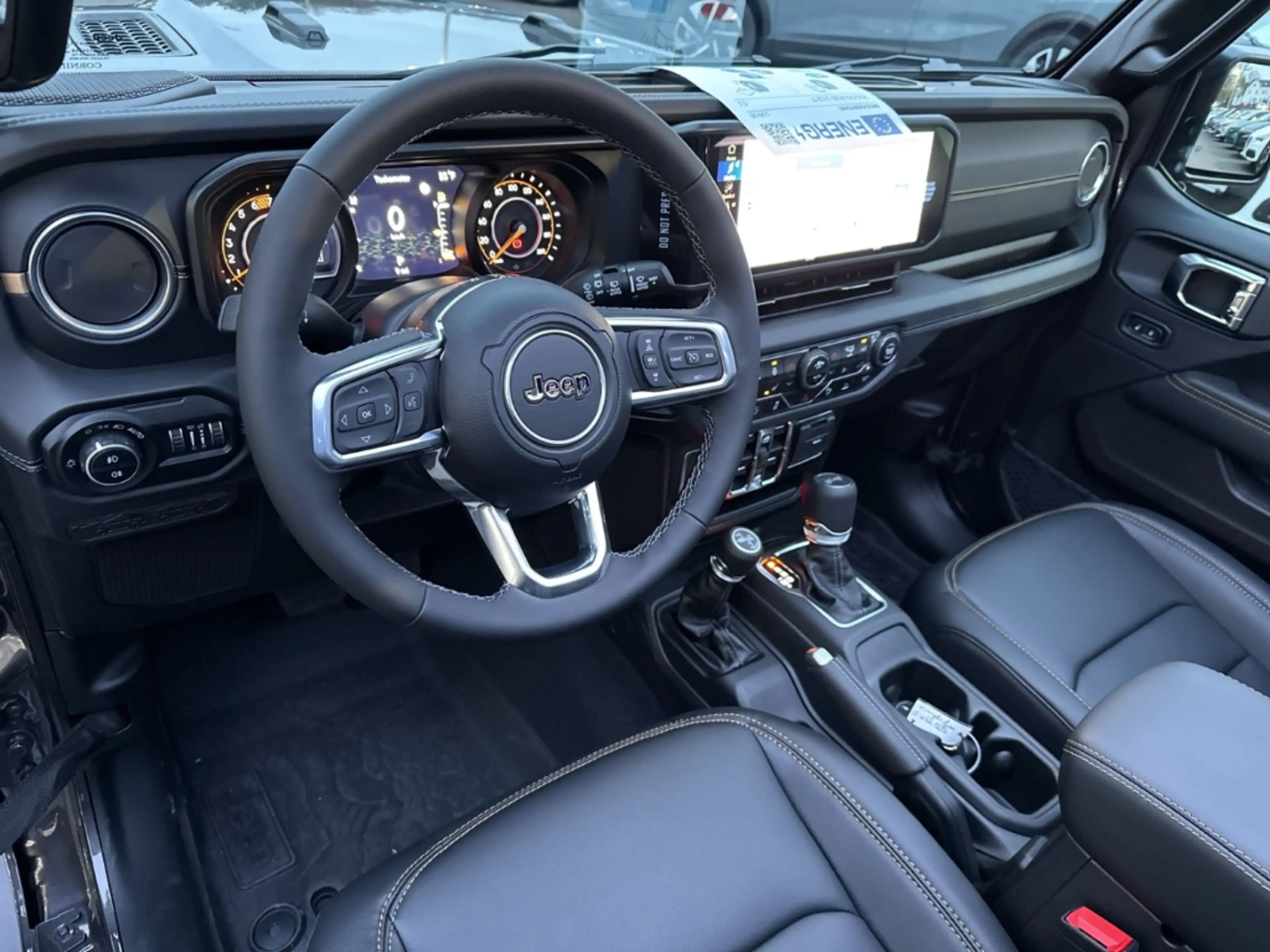 Jeep Wrangler Unlimited Sahara 2.0i T-GDI Navi Soundsystem — photo 14