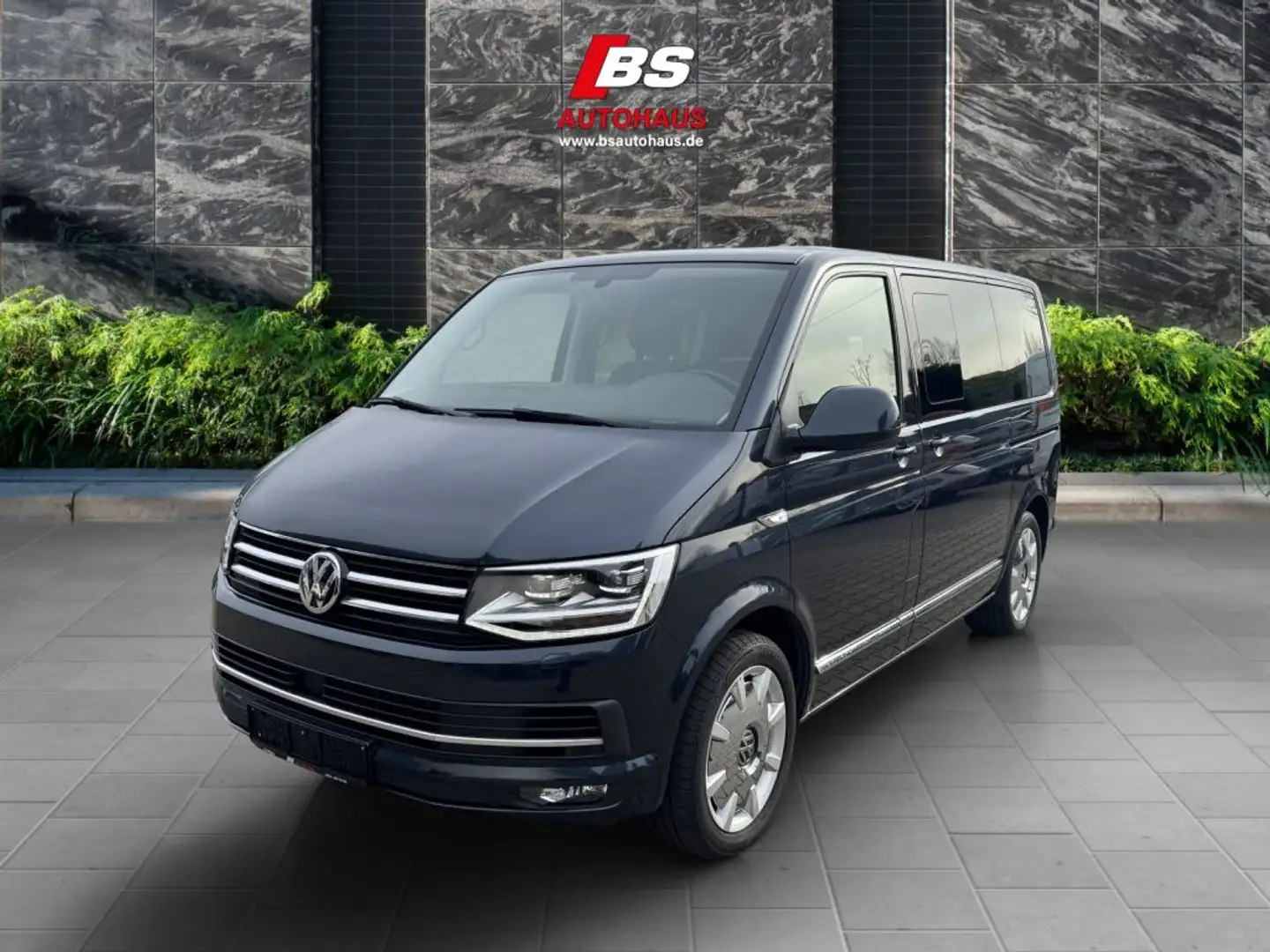 Volkswagen Transporter Caravelle DSG Kurz Highline NP 88TEUR LEDER NAVI A - 1