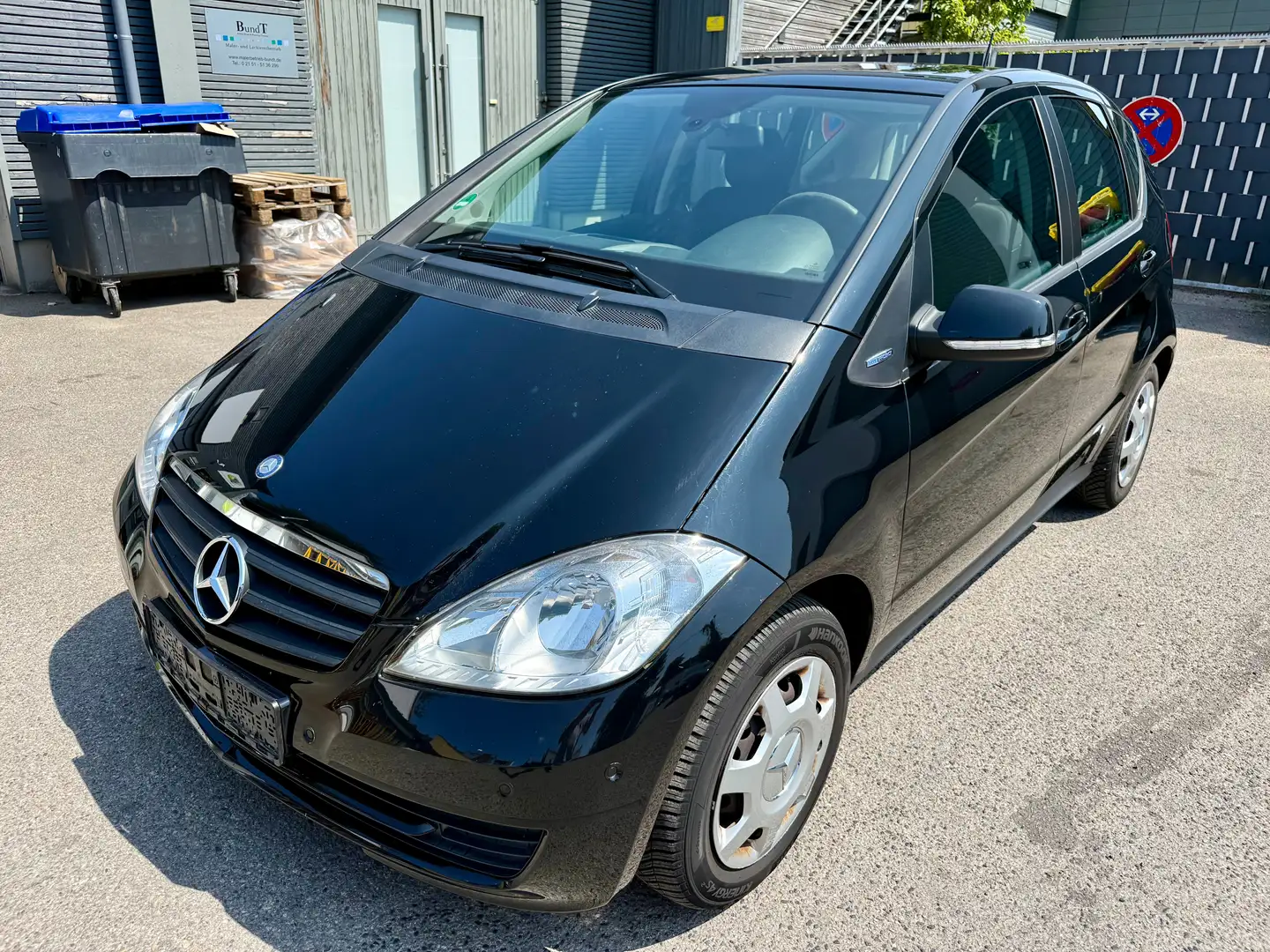 Mercedes-Benz A 160 2.Hand 94.258 KM PDC Klima El.Fenster Schwarz - 1
