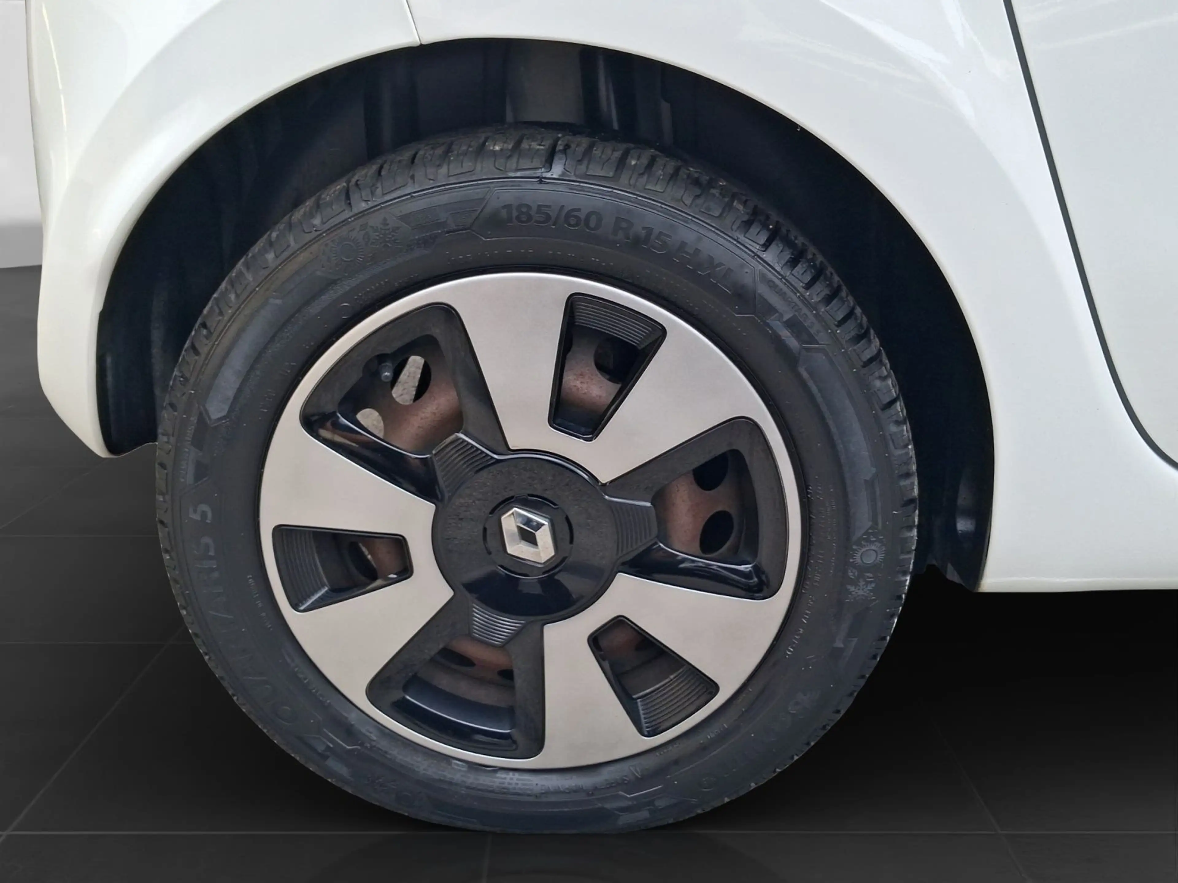 Renault Twingo 1.0 SCe EXPERIENCE KLIMA DAB+ — photo 7