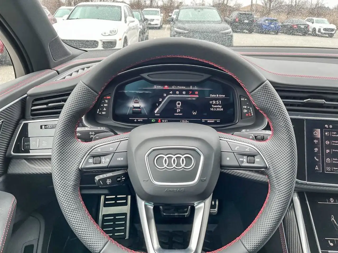 Audi SQ7 снимка Audi SQ7