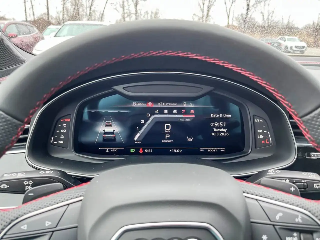 Audi SQ7 снимка Audi SQ7