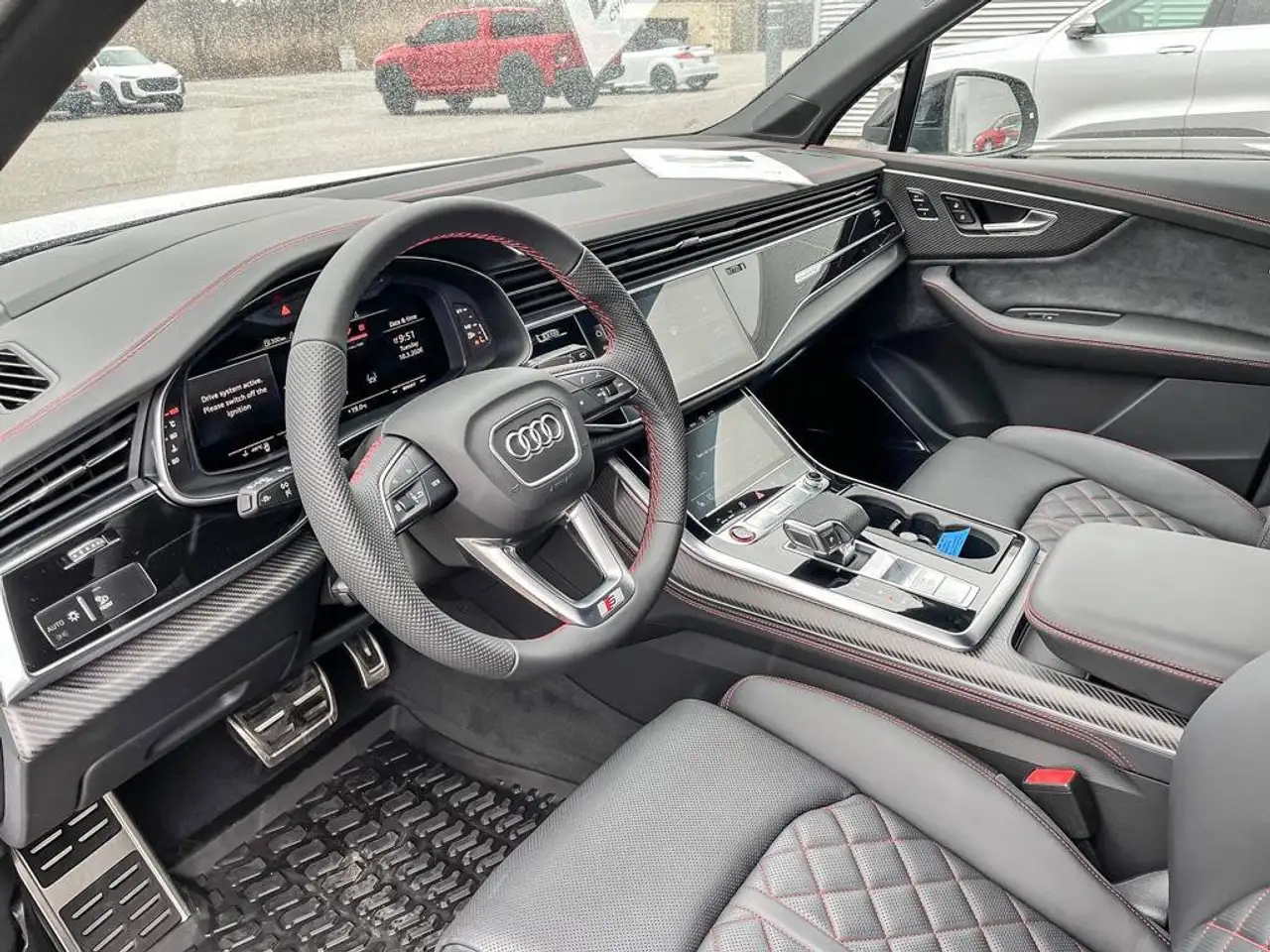 Audi SQ7 снимка Audi SQ7