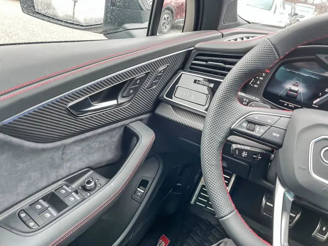Audi SQ7 снимка Audi SQ7