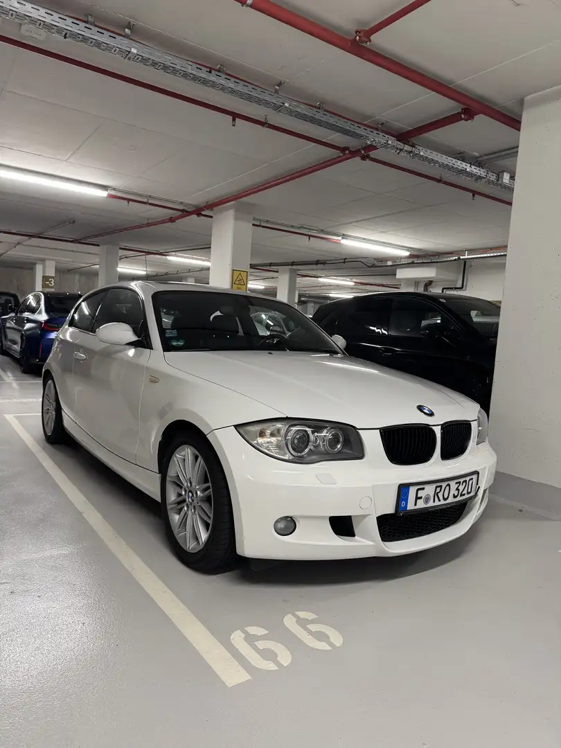 BMW 116 M-Paket / Volleder / Klima / Pano/ SHZ - 2