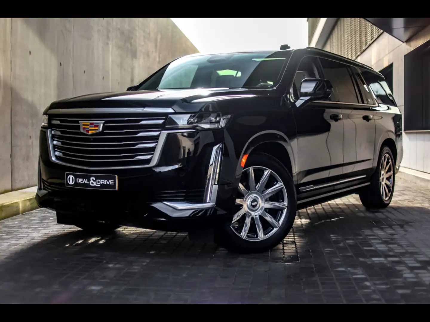 Cadillac Escalade ESV 6.2 V8 PREMIUM LUXURY PLATINUM°7 SITZE°TV°360 Černá - 1
