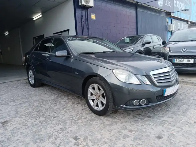 Mercedes-Benz E 220 220CDI BE Dynamic Edition Avantgarde