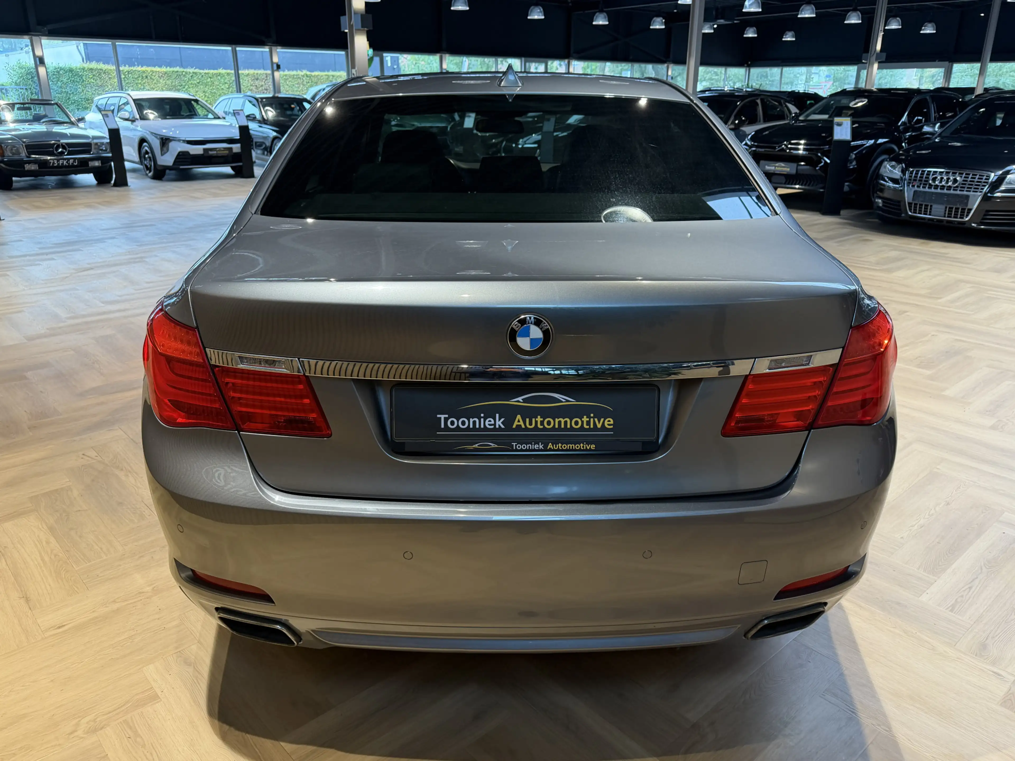 BMW 740 7-serie 740d High Executive — photo 5