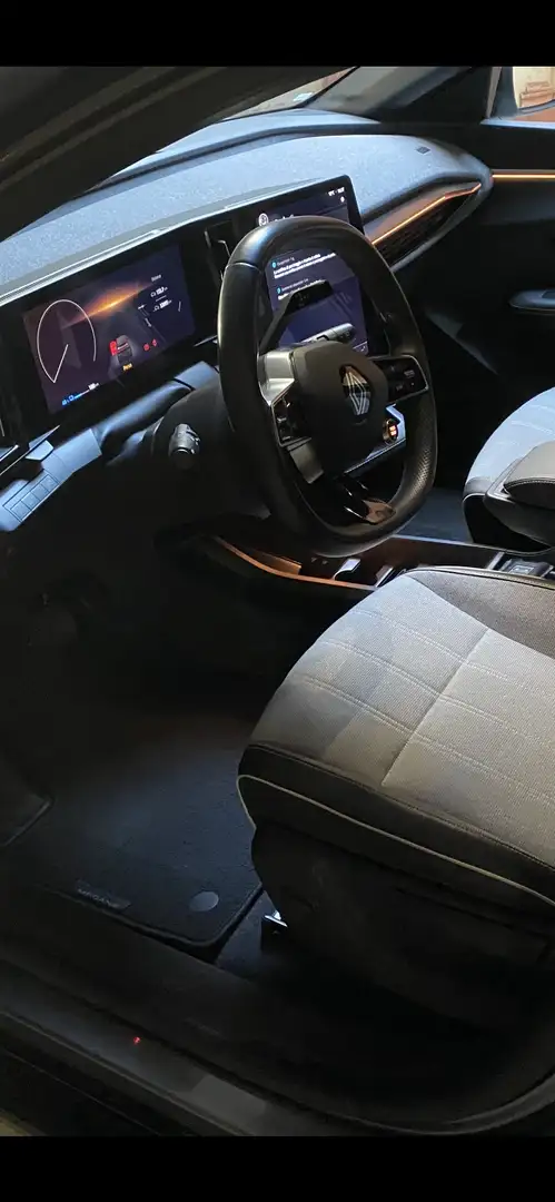 Renault Megane E-Tech tecno EV 60 220 cv optimum charge Grau - 2