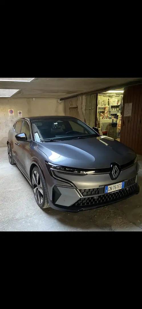 Renault Megane E-Tech tecno EV 60 220 cv optimum charge Grau - 1