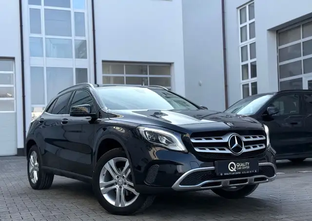 Mercedes-Benz GLA 220 CDI d 4Matic OFFROAD *KAME*NAVI*AMBIENTE