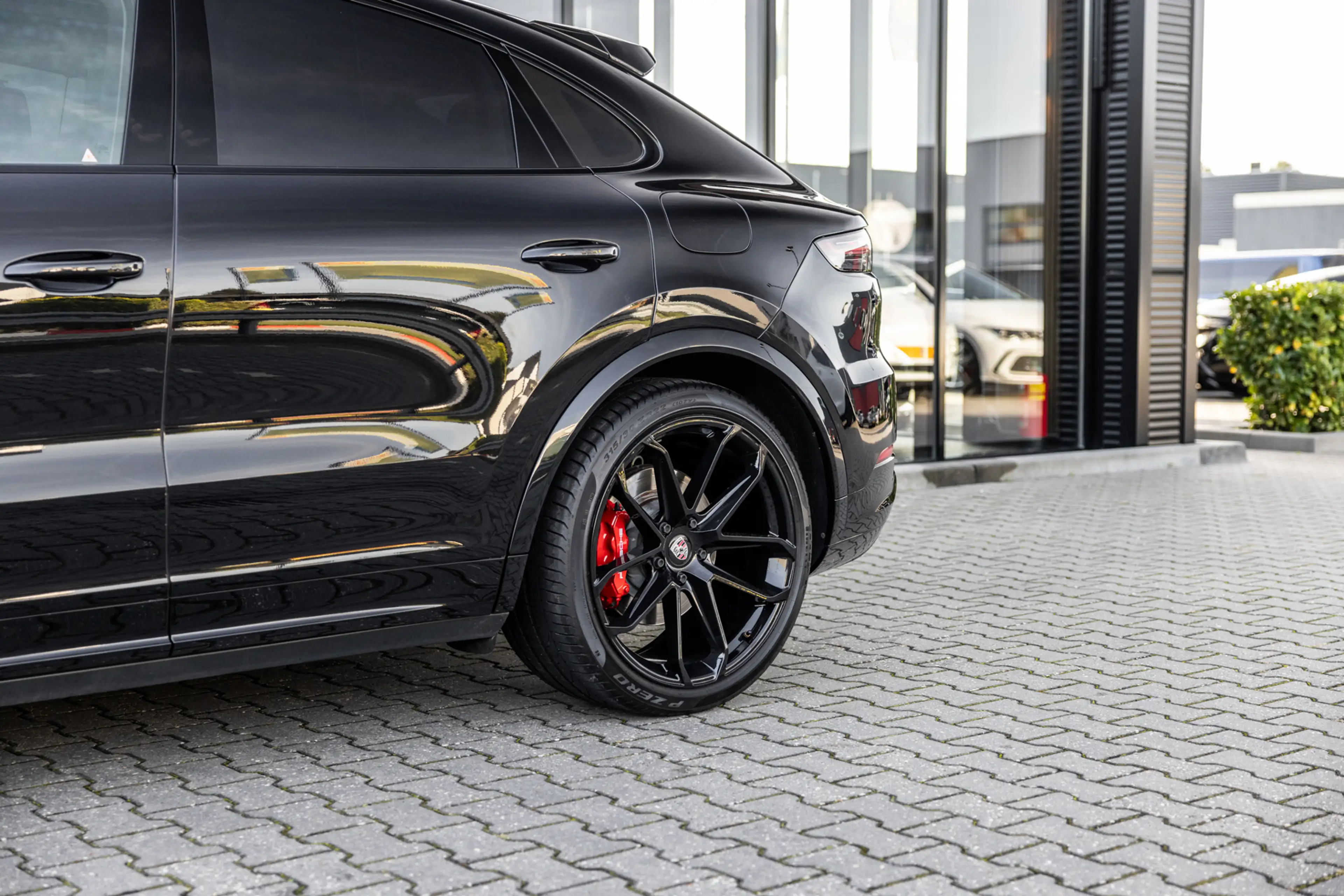 Porsche Cayenne Coupé 3.0 E-Hybrid, Pano, Trekhaak, PASM, Chrono, — photo 5