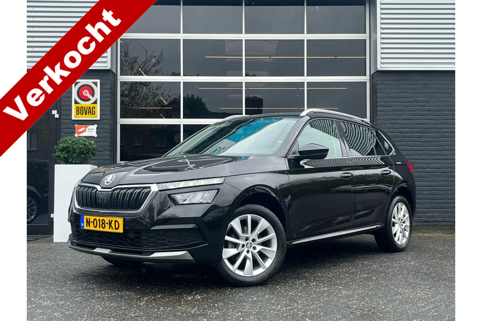 Skoda Kamiq 1.0 TSI Business Edition, Automaat, CarPlay, Camer Noir - 1