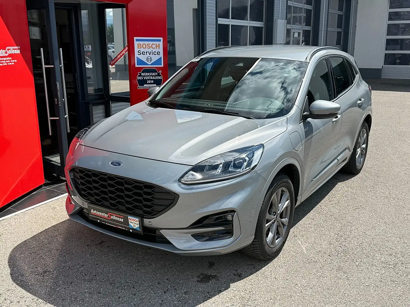 Ford Kuga 2,5 Duratec PHEV ST-Line Aut. Grau - 2