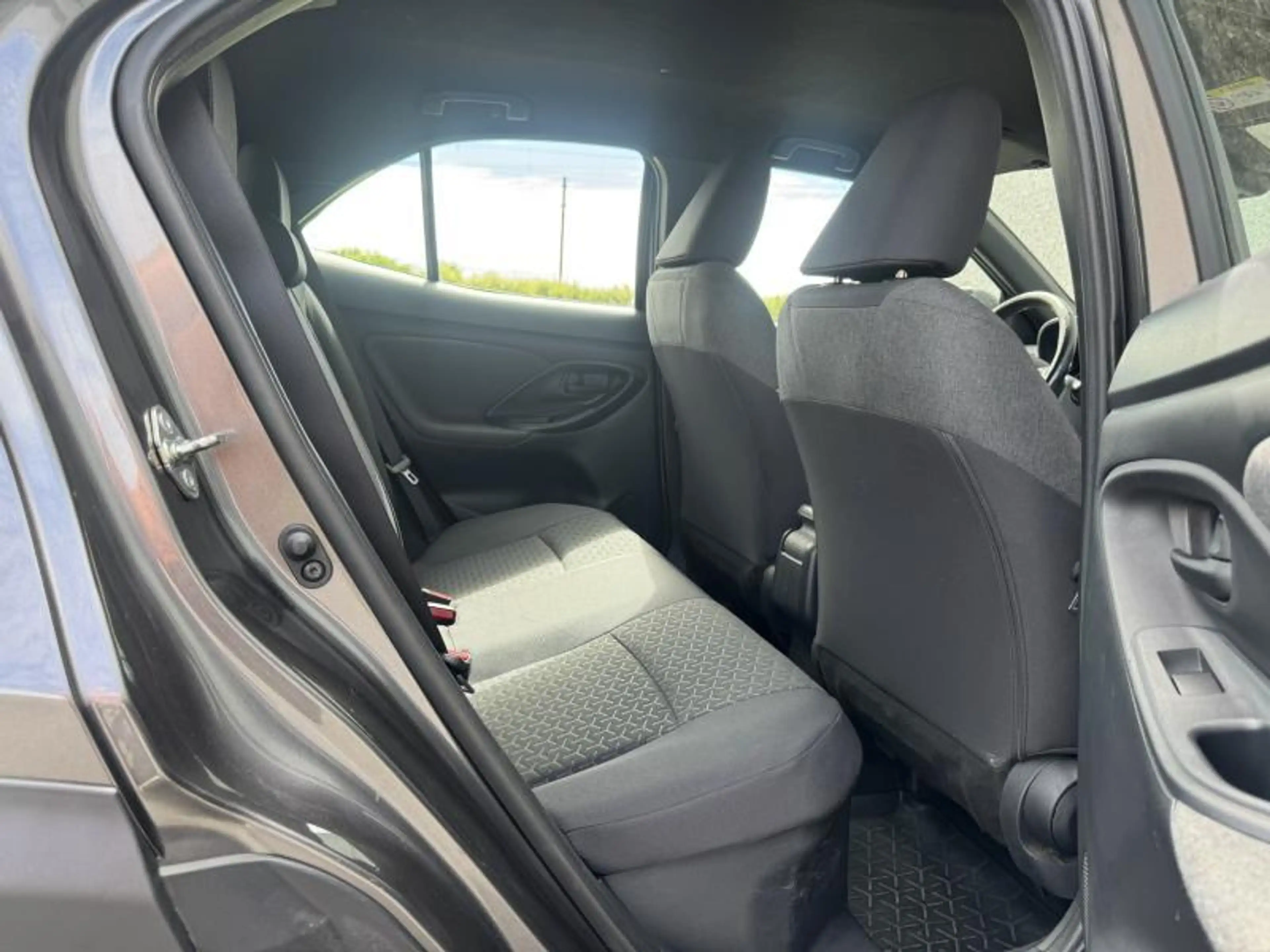 Toyota Yaris Cross 1.5 HEV 2WD CVT Dynamic Plus + Confort Pack — photo 9