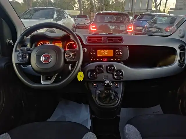 Fiat Panda view 9