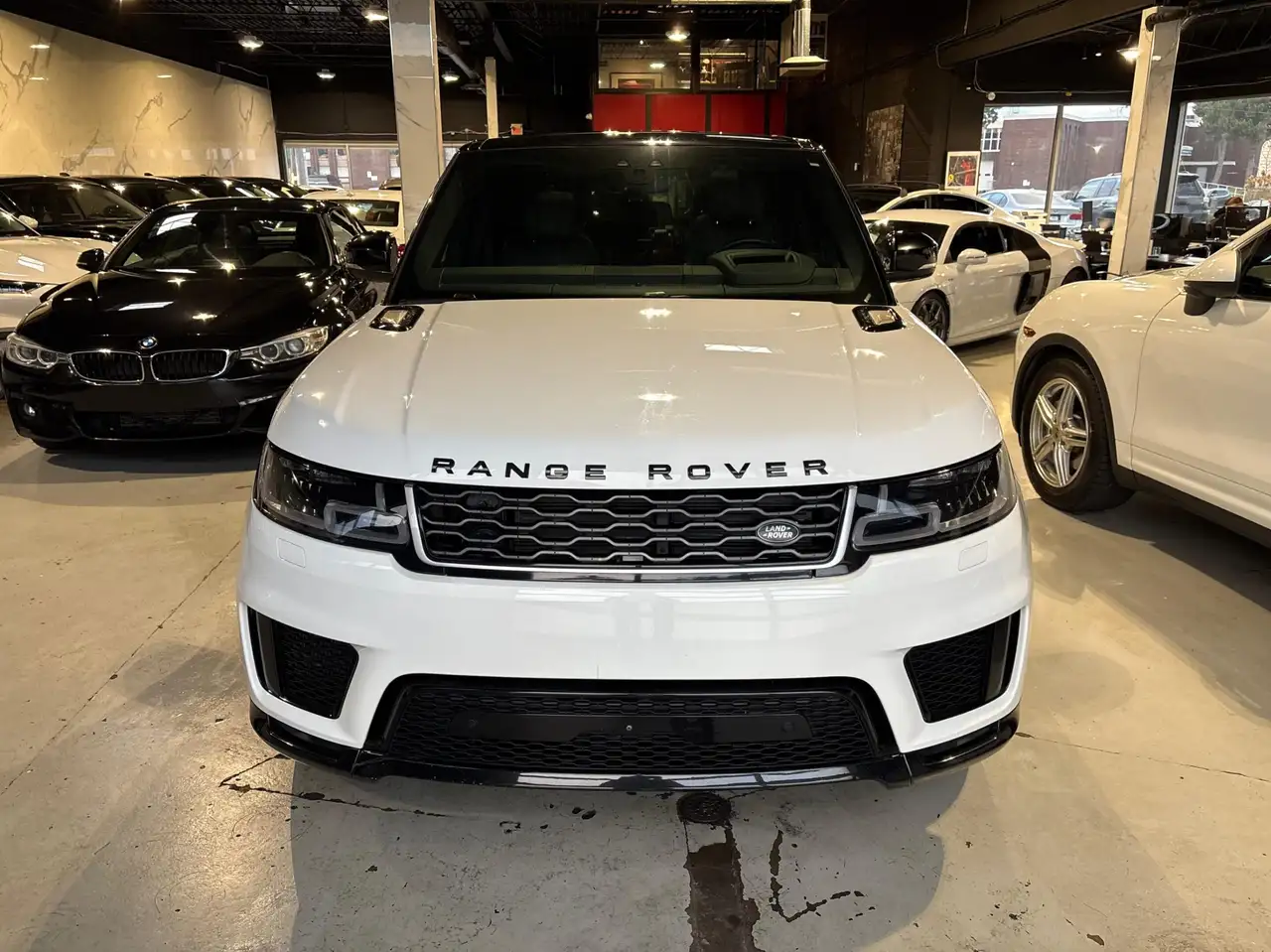 Land Rover Range Rover Sport снимка Land Rover Range Rover Sport