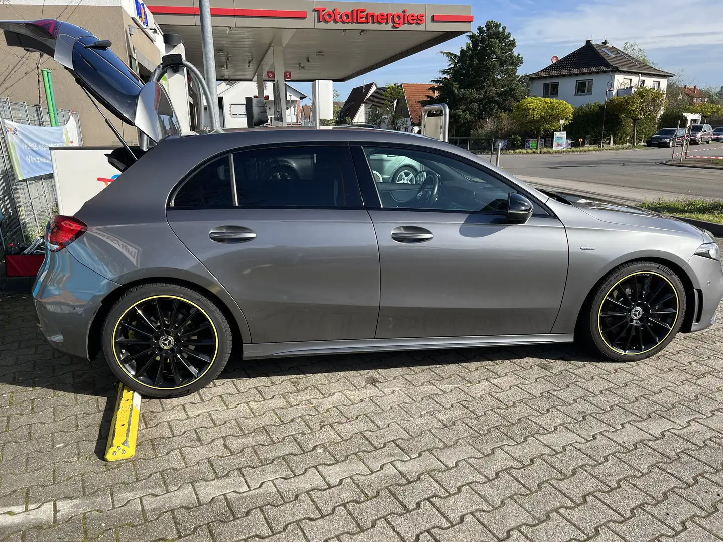 Mercedes-Benz A 250 A 250 Edition 1 (177.046) Grau - 2