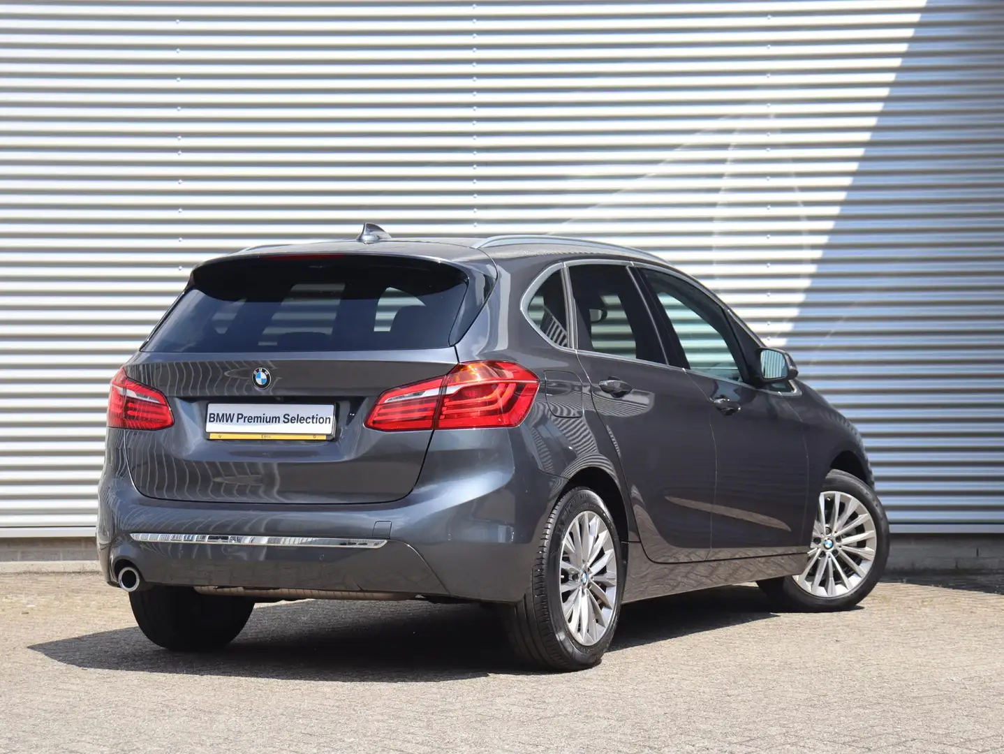 BMW 218 2 Serie Active Tourer 218i | High Executive | Luxu Grijs - 2