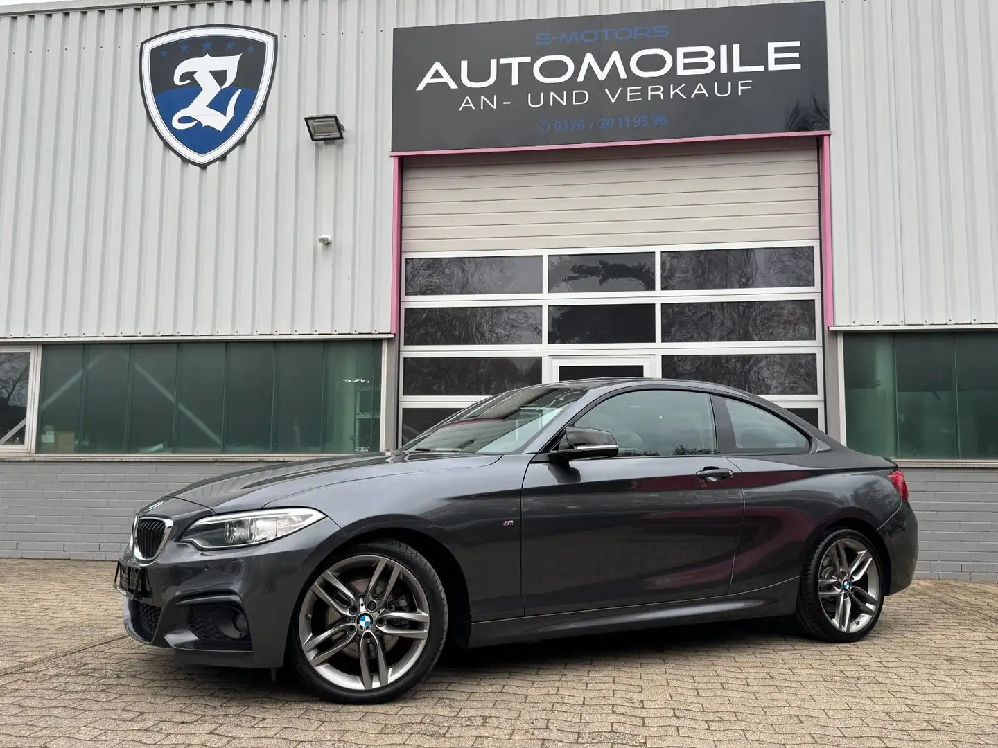 BMW 220 d Coupé xDrive/M-Sport/Schiebed./ Kamera Grau - 1
