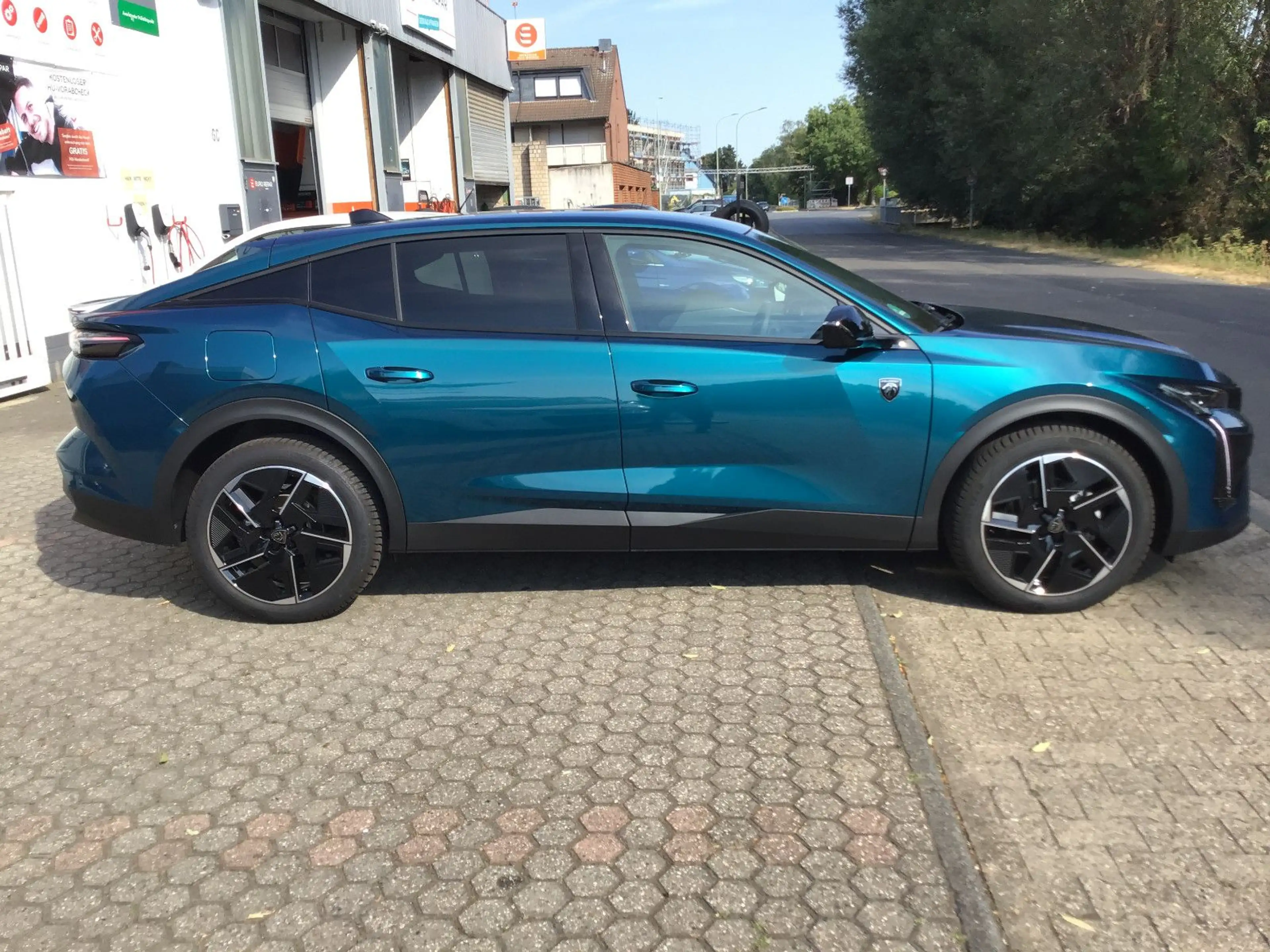 Peugeot 408 PureTech 130 GT — photo 8