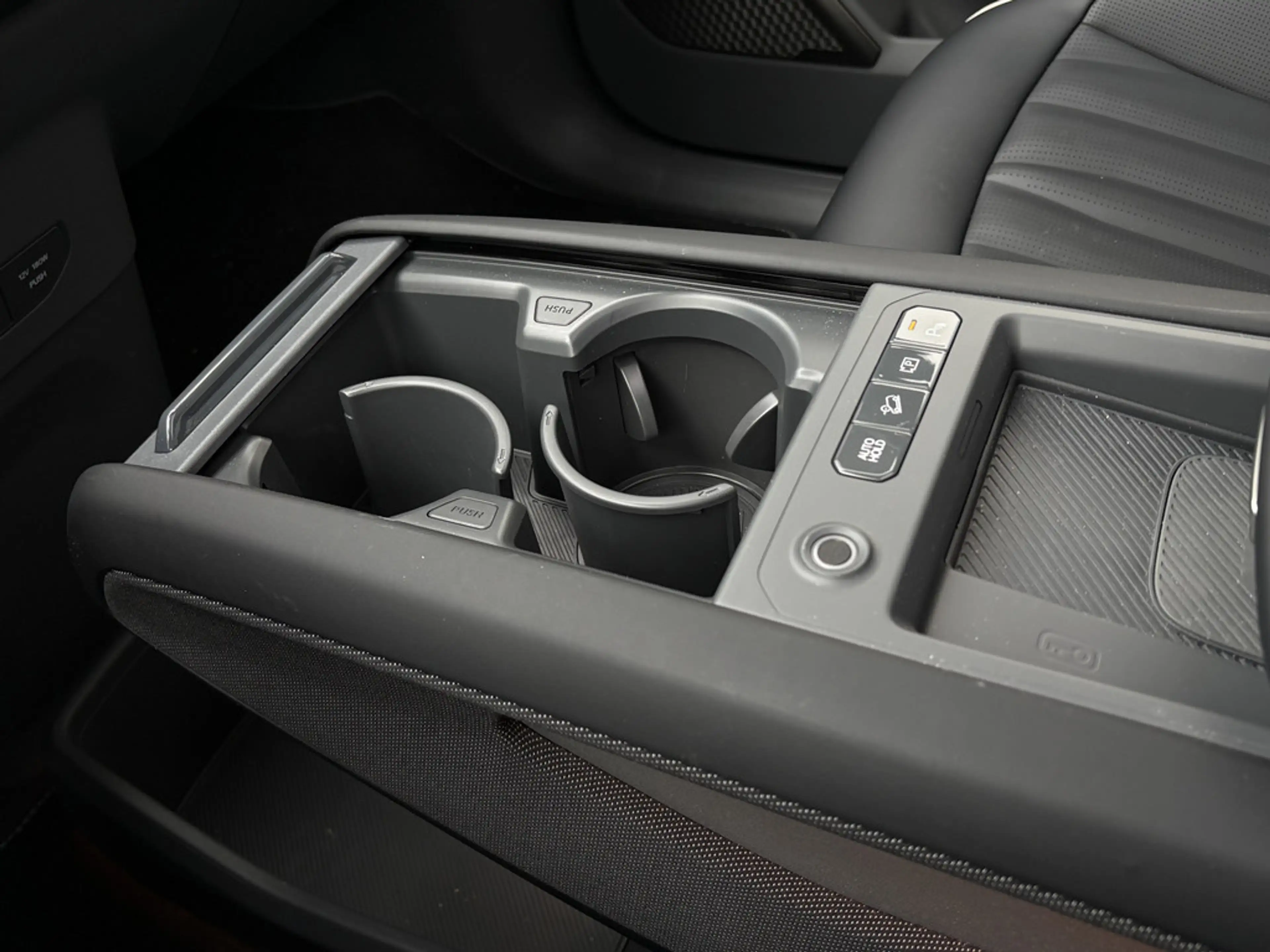 Kia EV9 GT-Line 99,8 kWh AWD Sitz-Paket Glasdach — photo 15