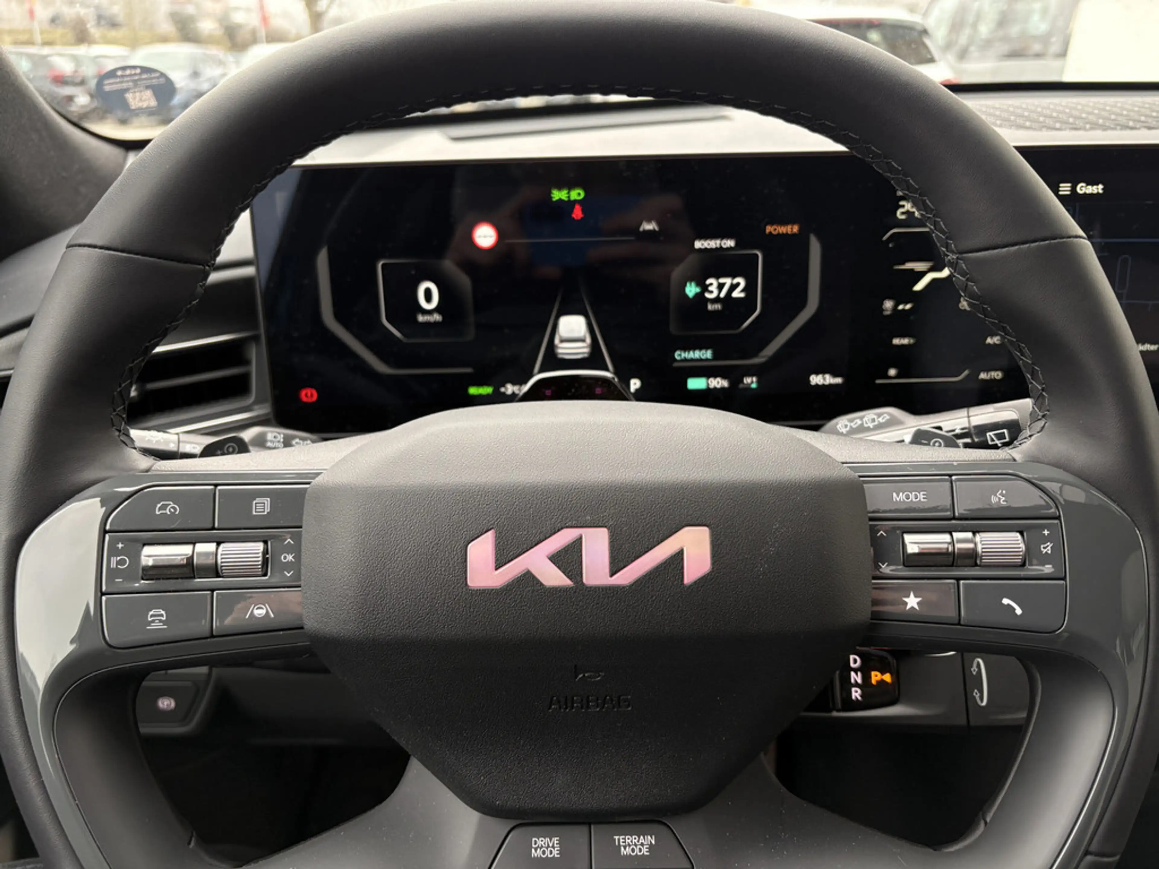 Kia EV9 GT-Line 99,8 kWh AWD Sitz-Paket Glasdach — photo 10