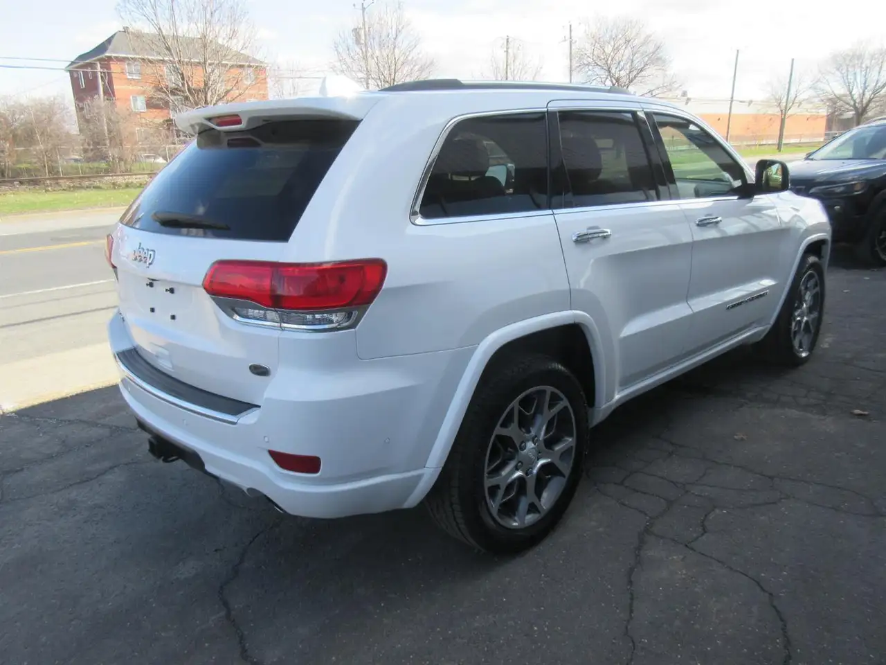 Jeep Grand Cherokee снимка Jeep Grand Cherokee