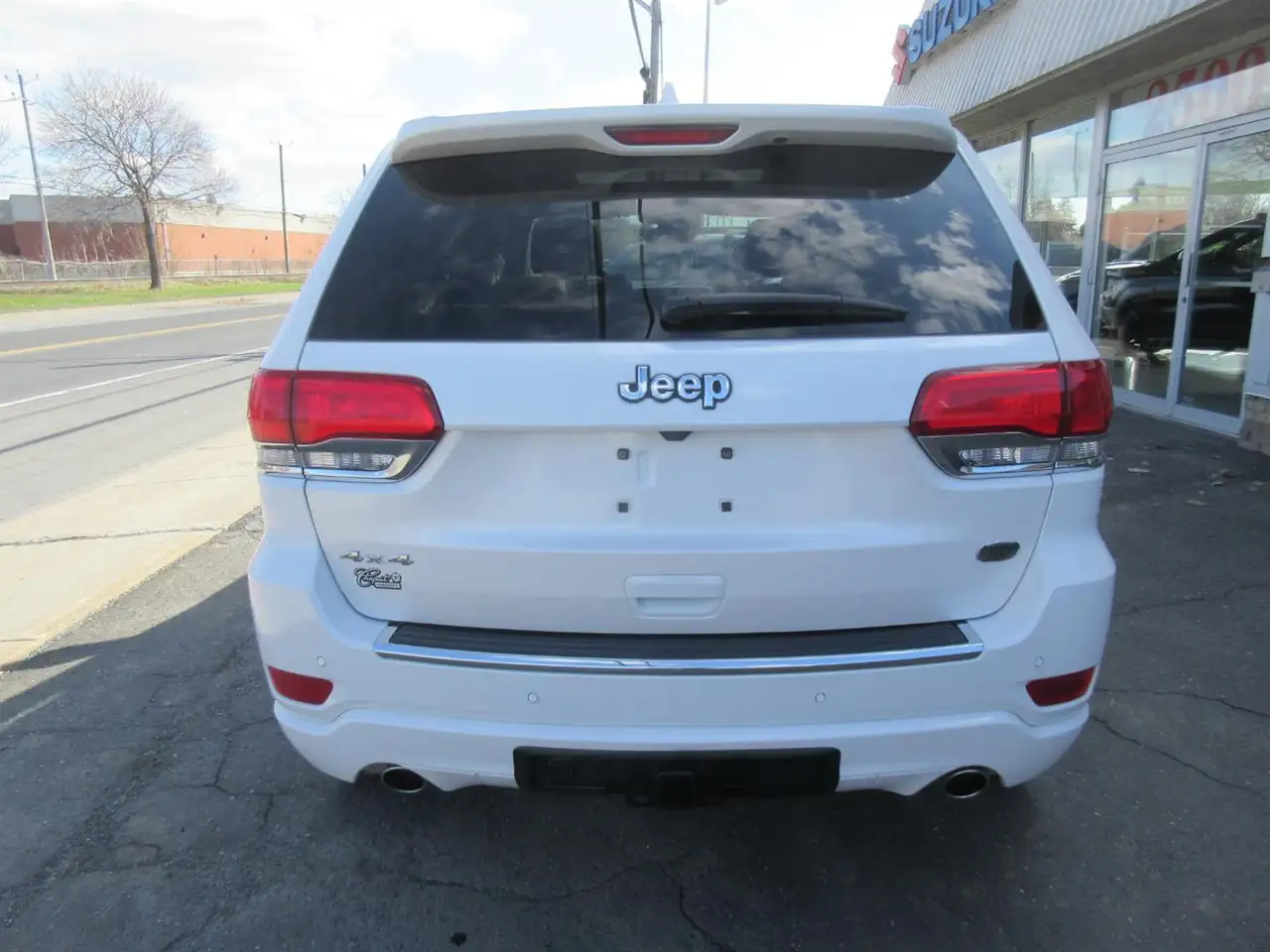 Jeep Grand Cherokee снимка Jeep Grand Cherokee