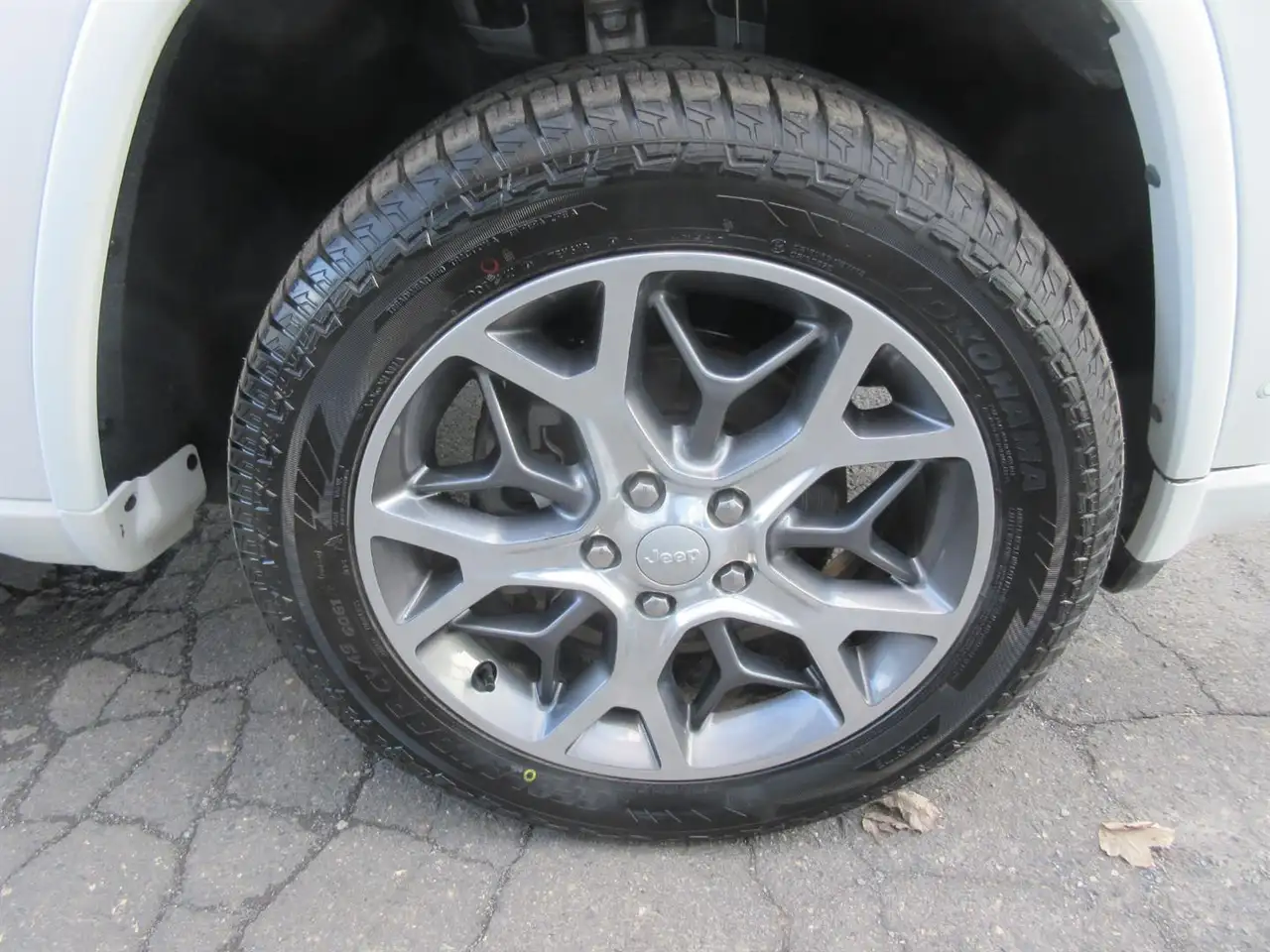 Jeep Grand Cherokee снимка Jeep Grand Cherokee