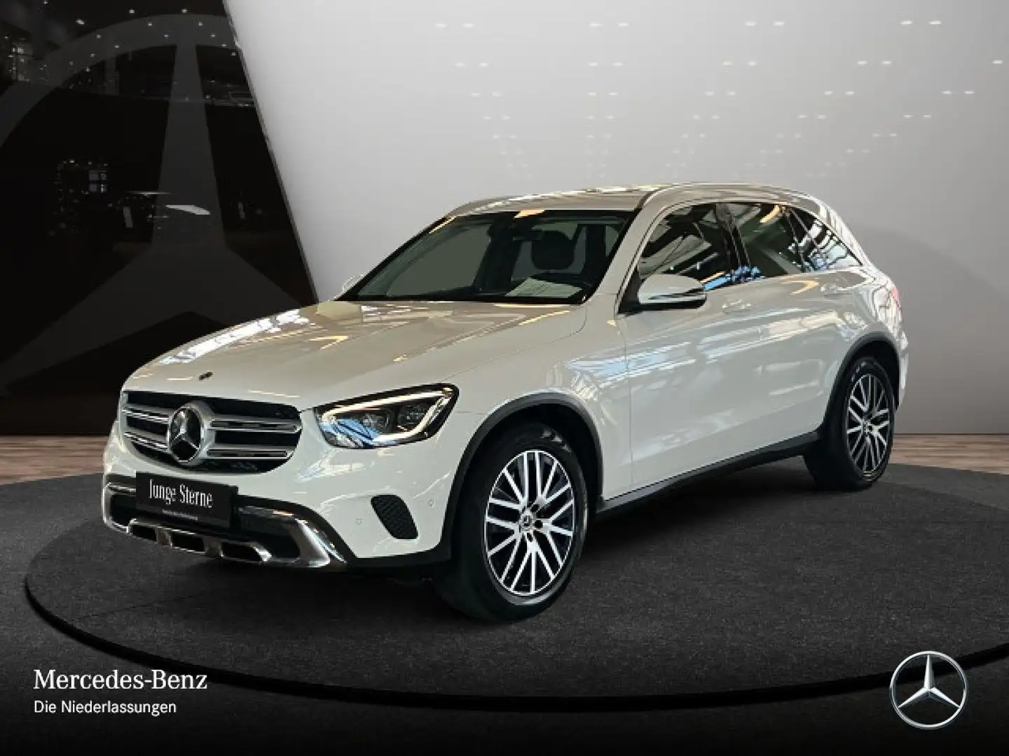 Mercedes-Benz GLC 300 d 4M AHK+MULTIBEAM+KAMERA+TOTW+KEYLESS+9G Weiß - 2