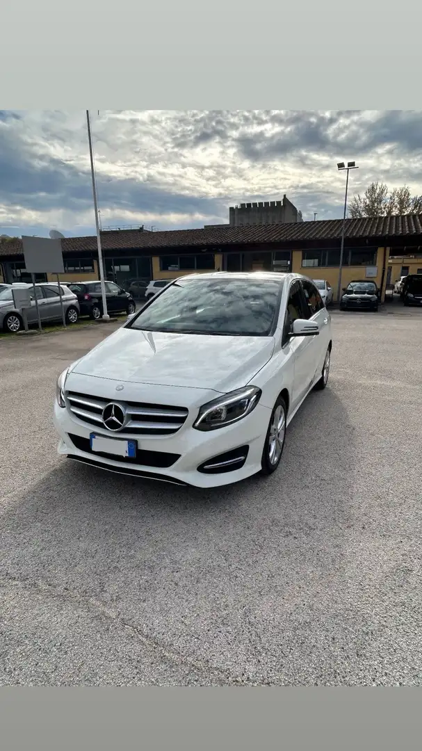Mercedes-Benz B 180 Classe B - T246 d (cdi) Sport auto Weiß - 1