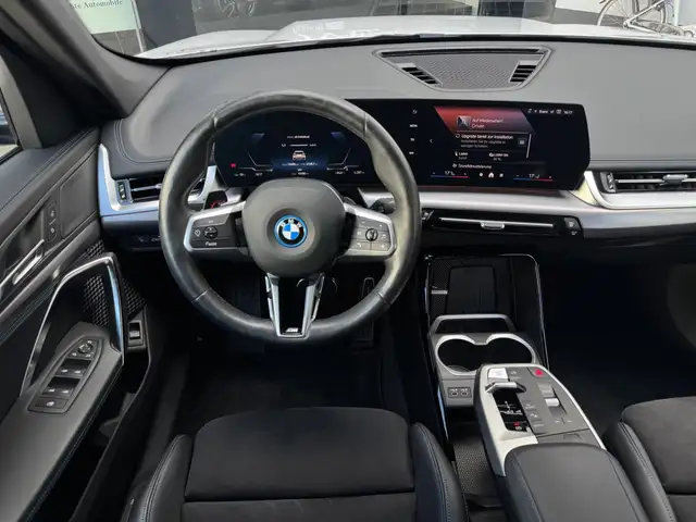 BMW iX1 view 6