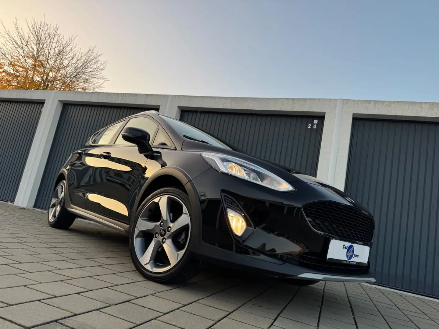 Ford Fiesta Active Plus *Navi/Kamera/Sitzhzg./DAB/PDC Schwarz - 1