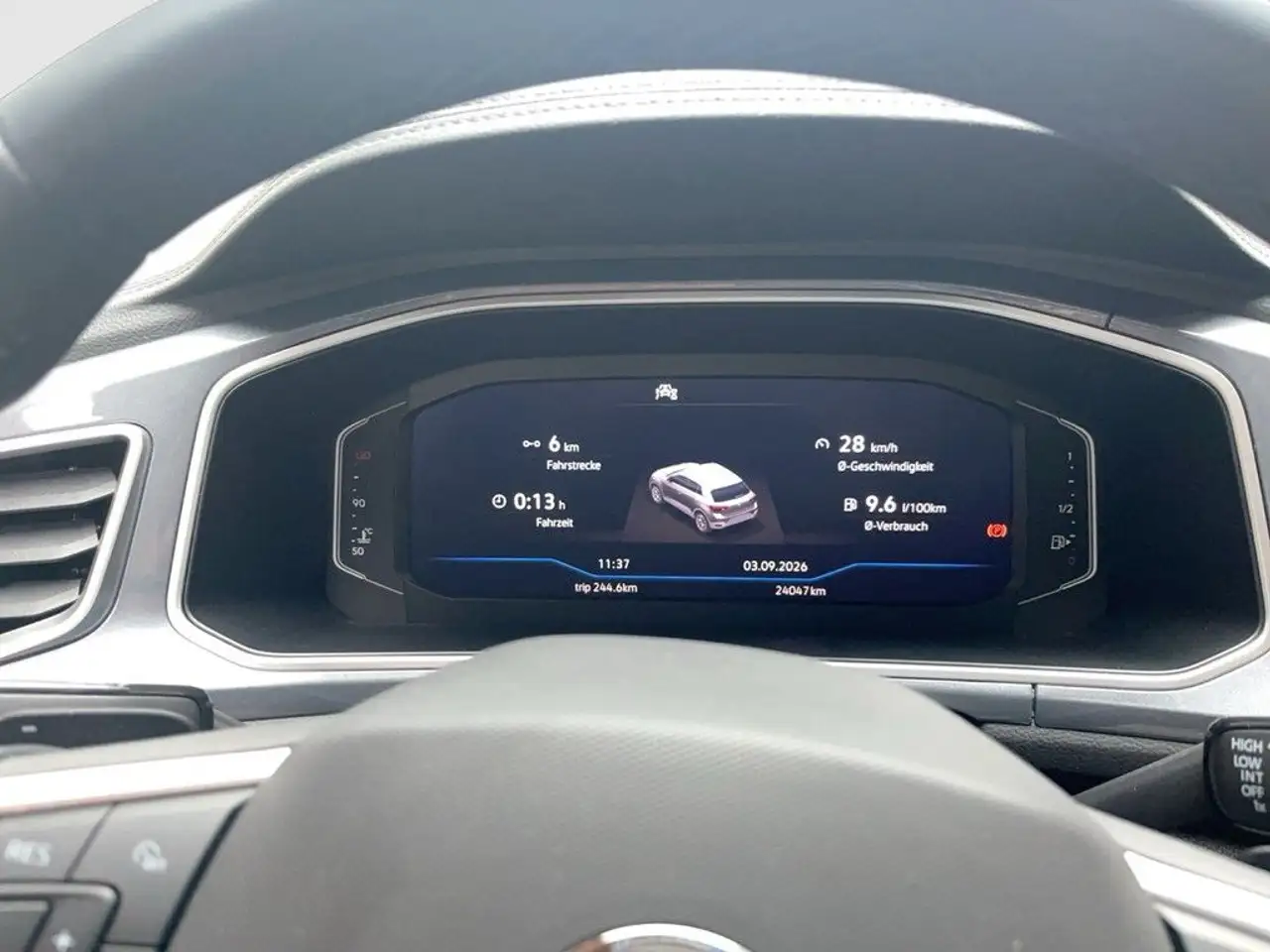 Volkswagen T-Roc 1.5 TSI DSG Style Navi LED ACC 18 Zoll, миниатюра 12