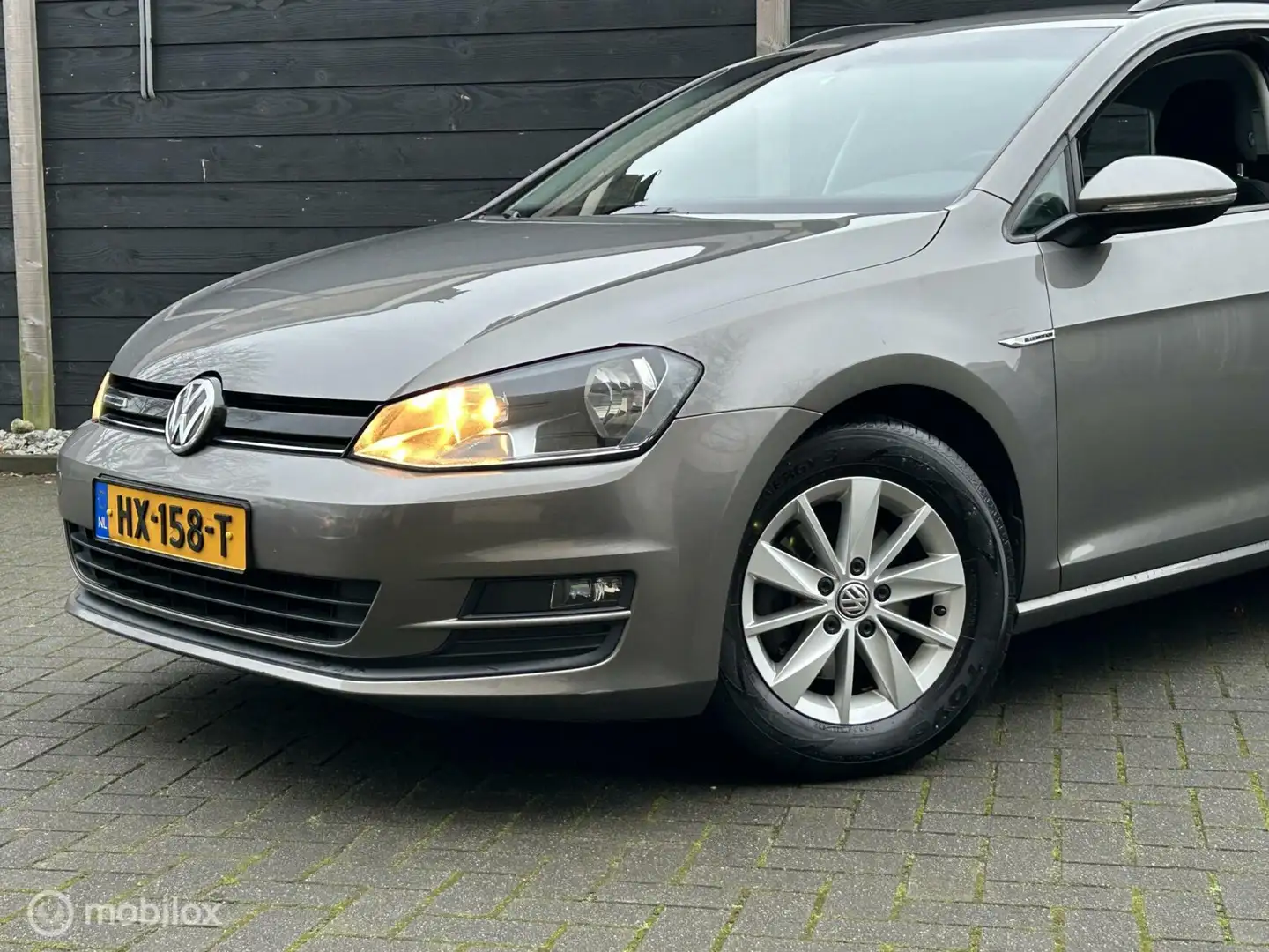Volkswagen Golf Variant 1.0 TSI Trendline Airco / Trekhaak / LM / compleet Gris - 2