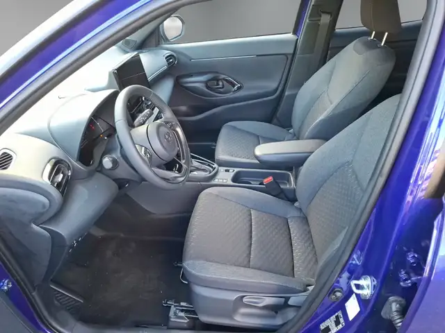 Toyota Yaris Cross view 10