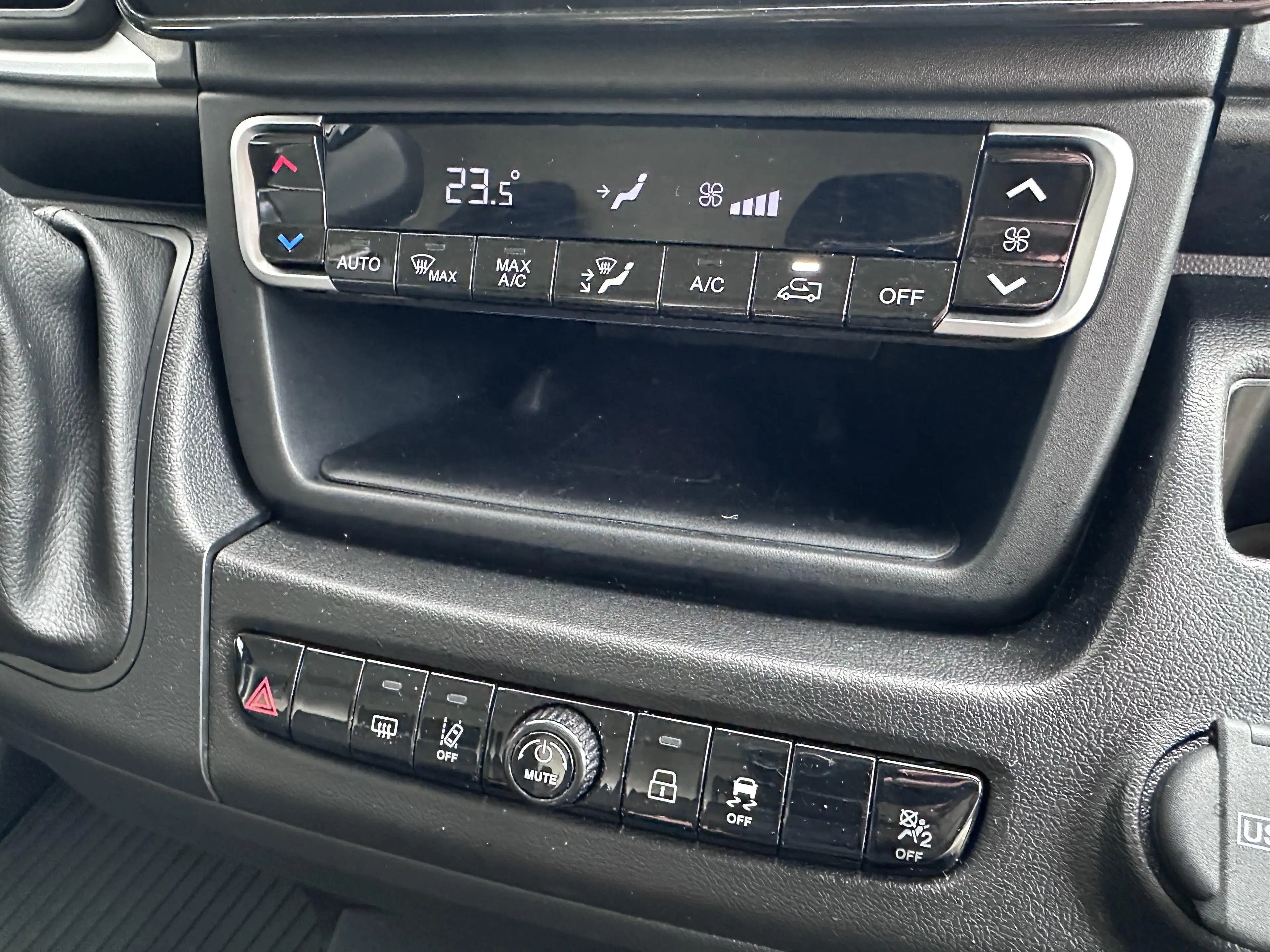 Opel Movano L3H2 HEAVY 2.2 DIESEL 140 AT8 AUTOMAAT — photo 7